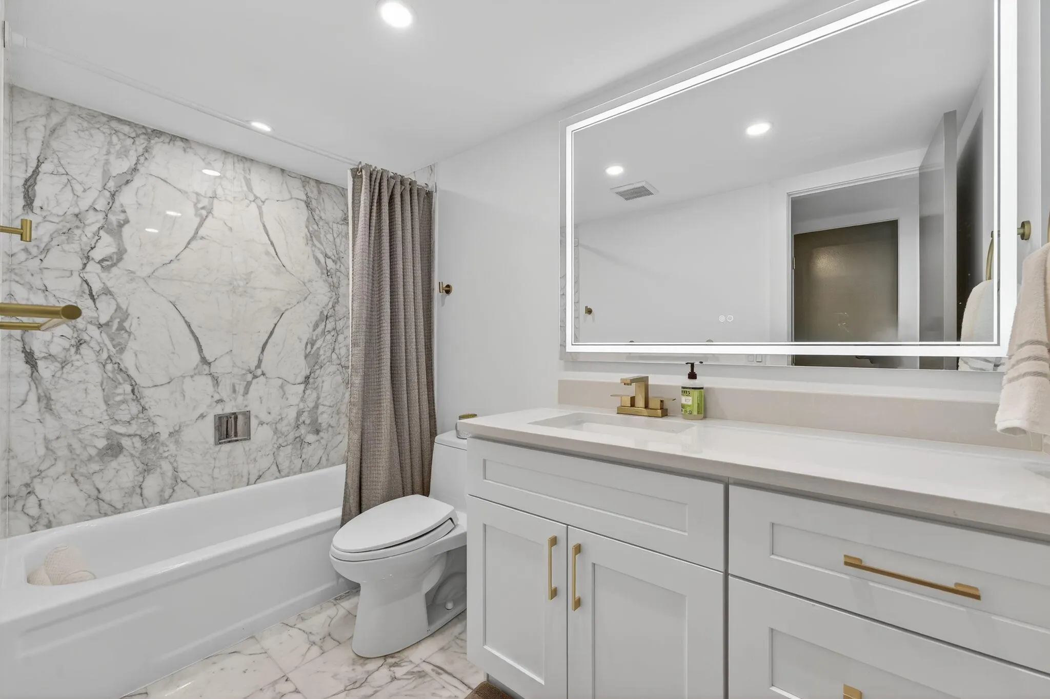 1370 S Ocean Boulevard, #405