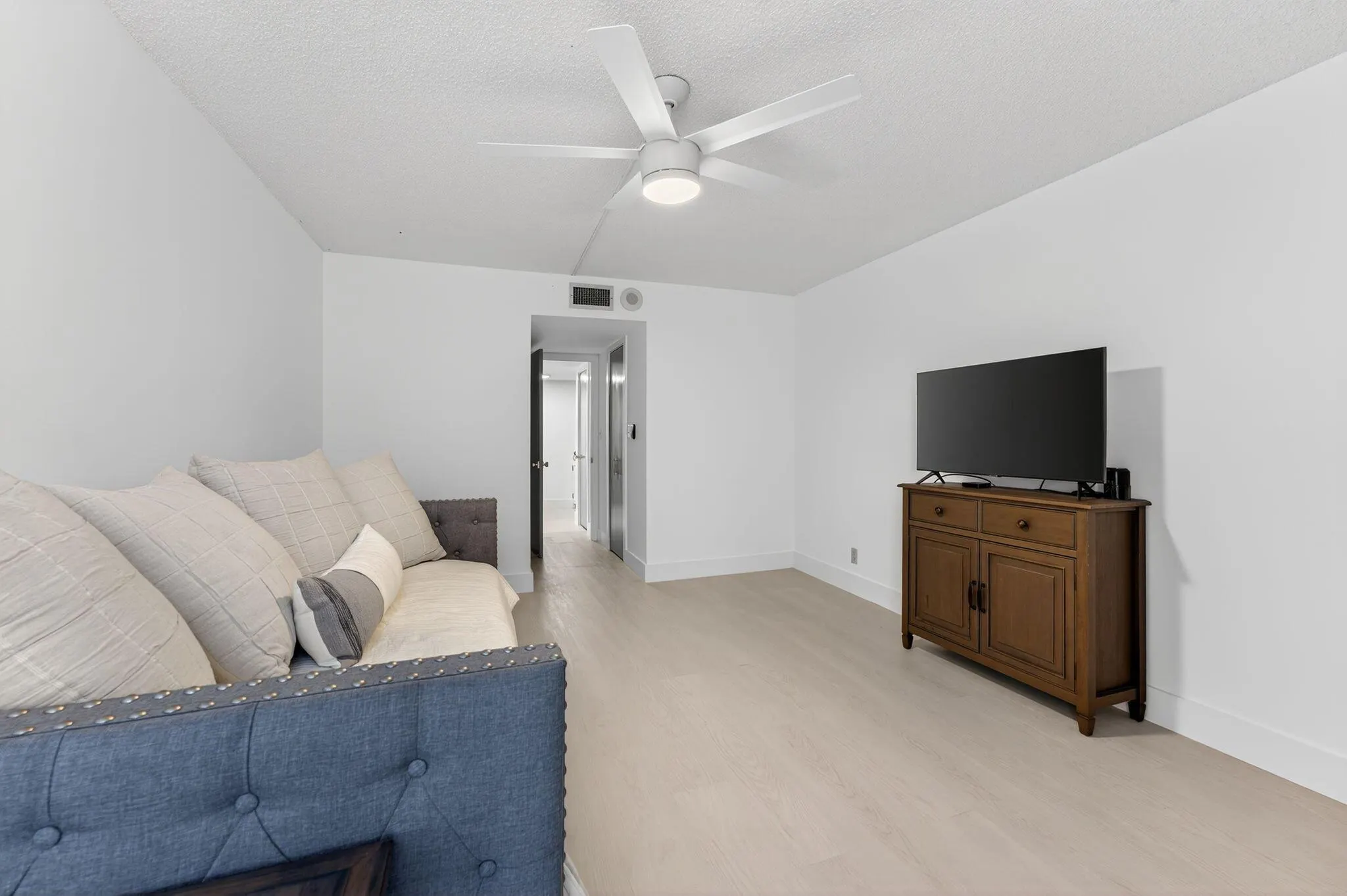 1370 S Ocean Boulevard, #405