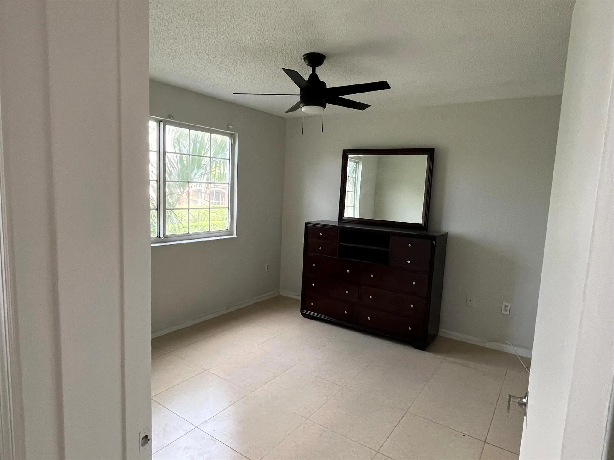 4155 N Haverhill Road, #1416