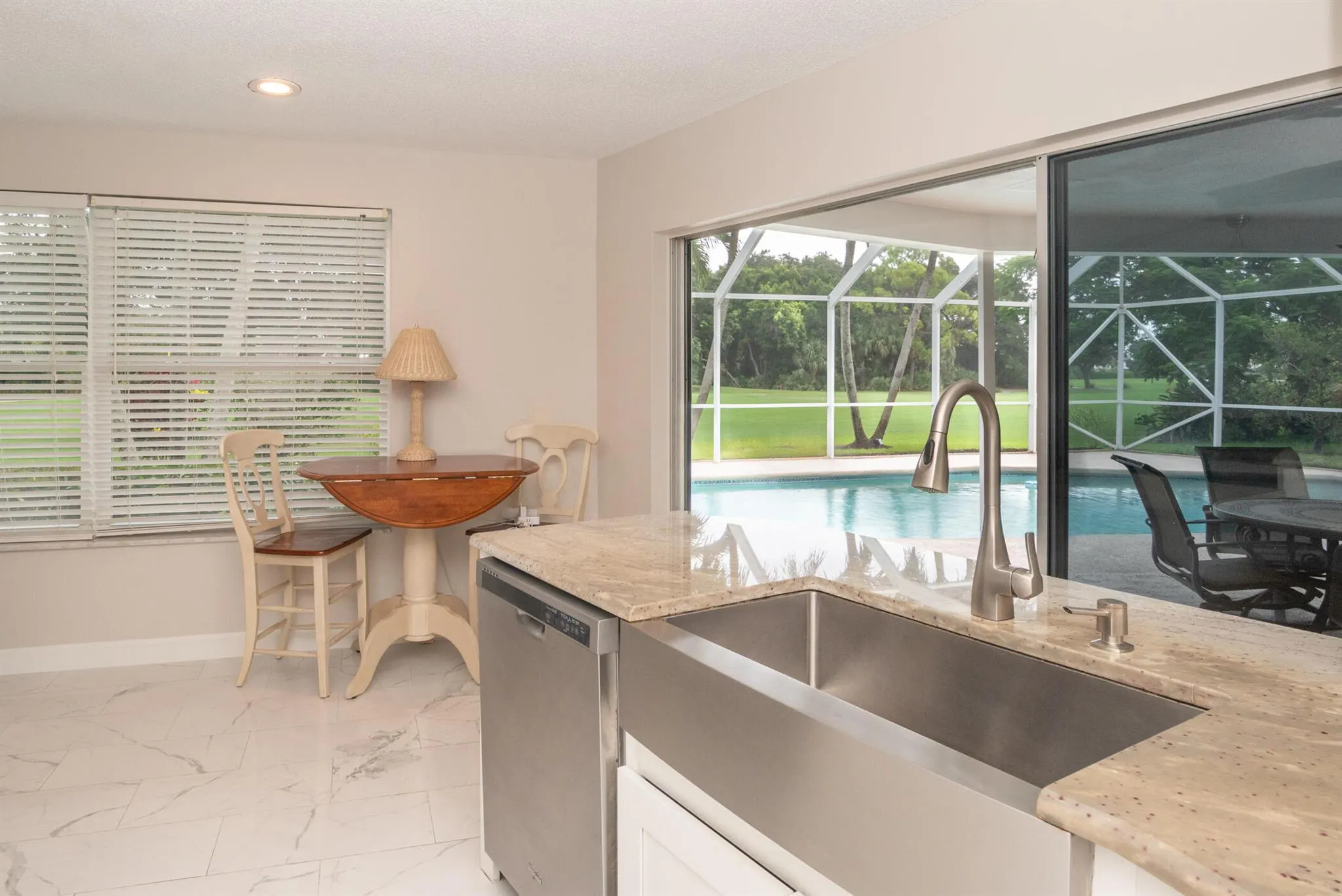 2811 SE Fairway W