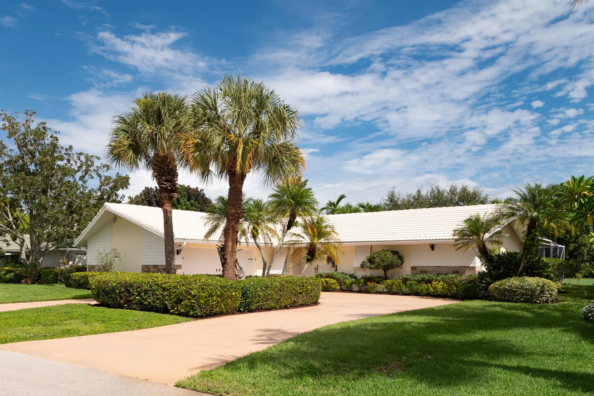 2811 SE Fairway W
