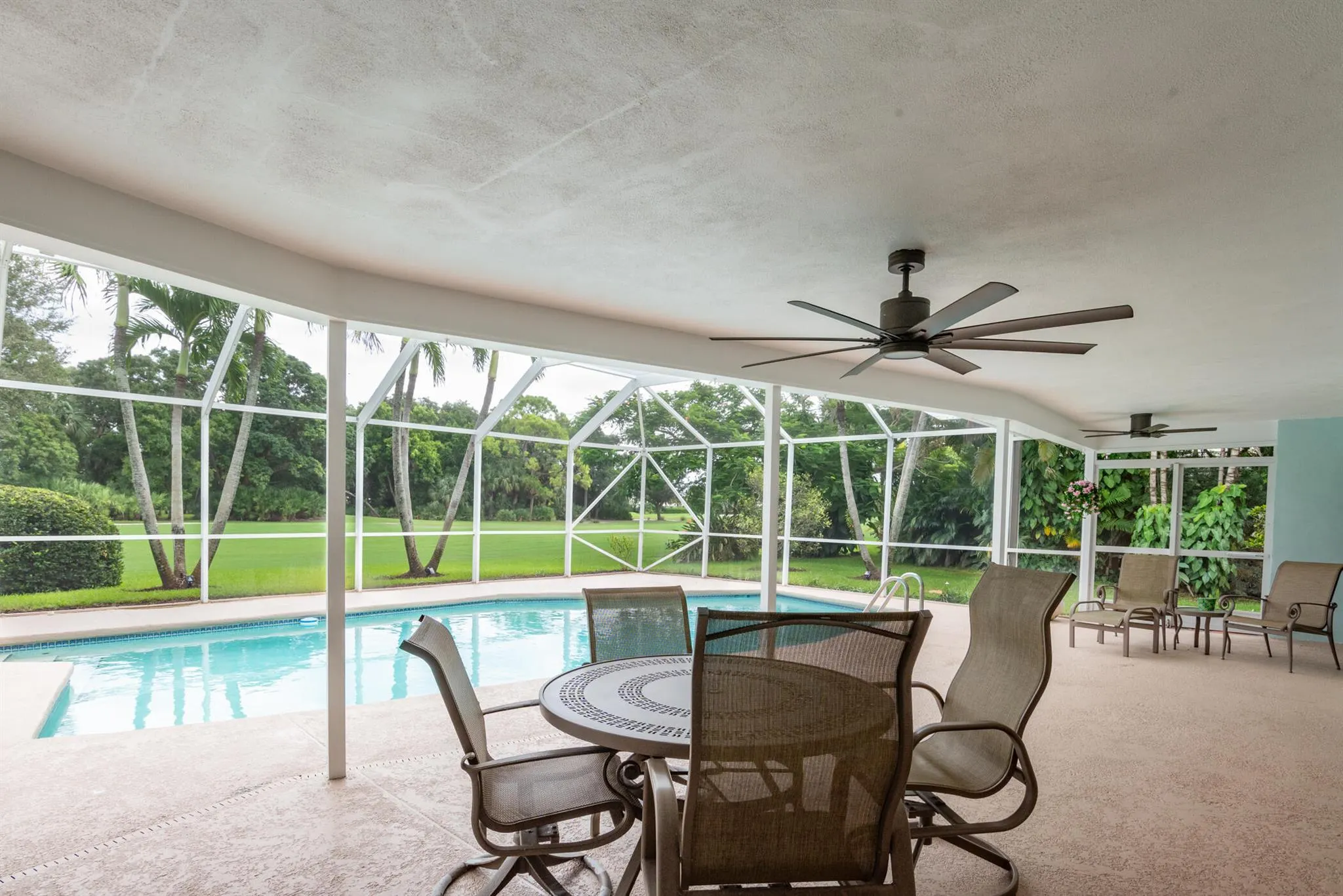 2811 SE Fairway W