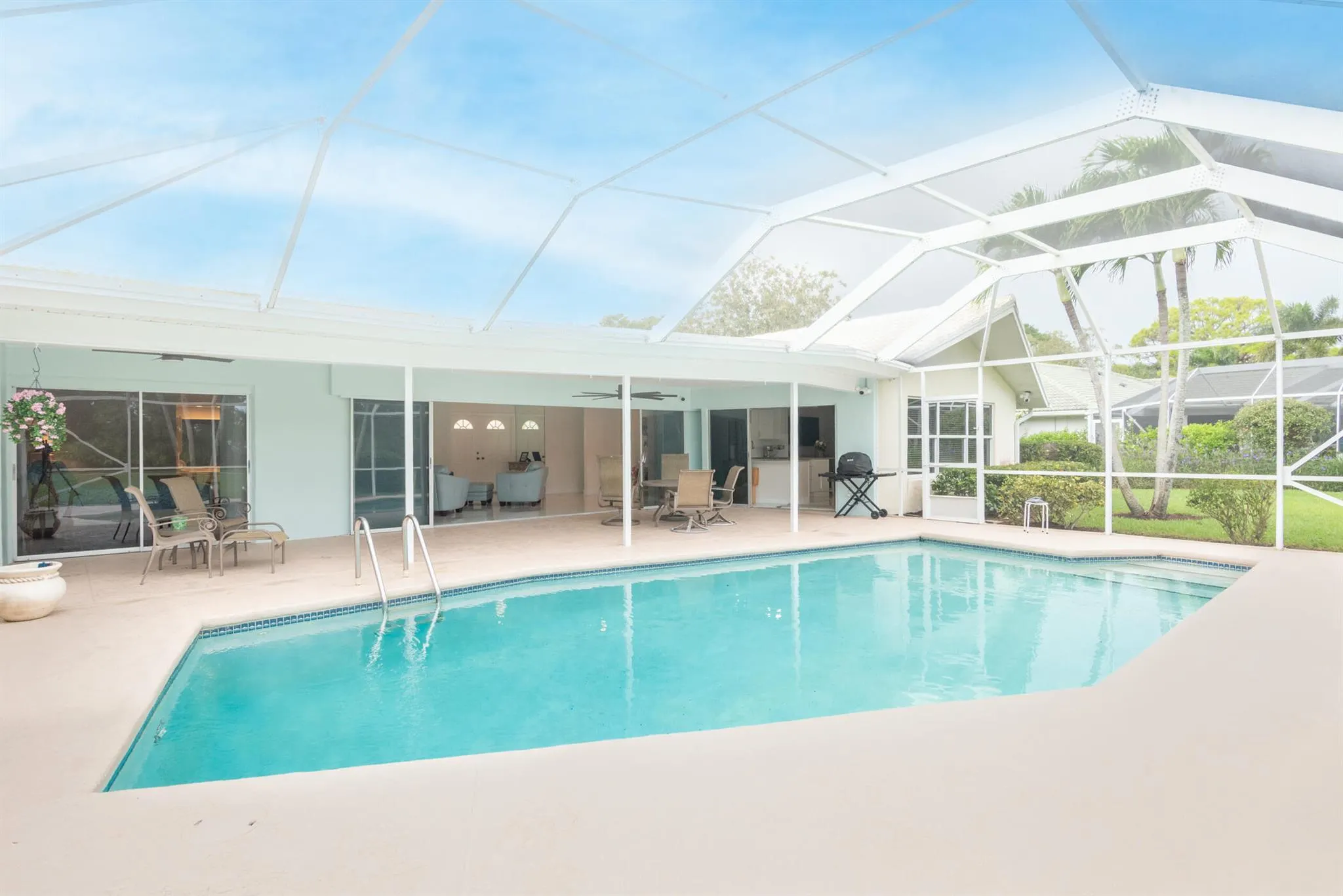 2811 SE Fairway W