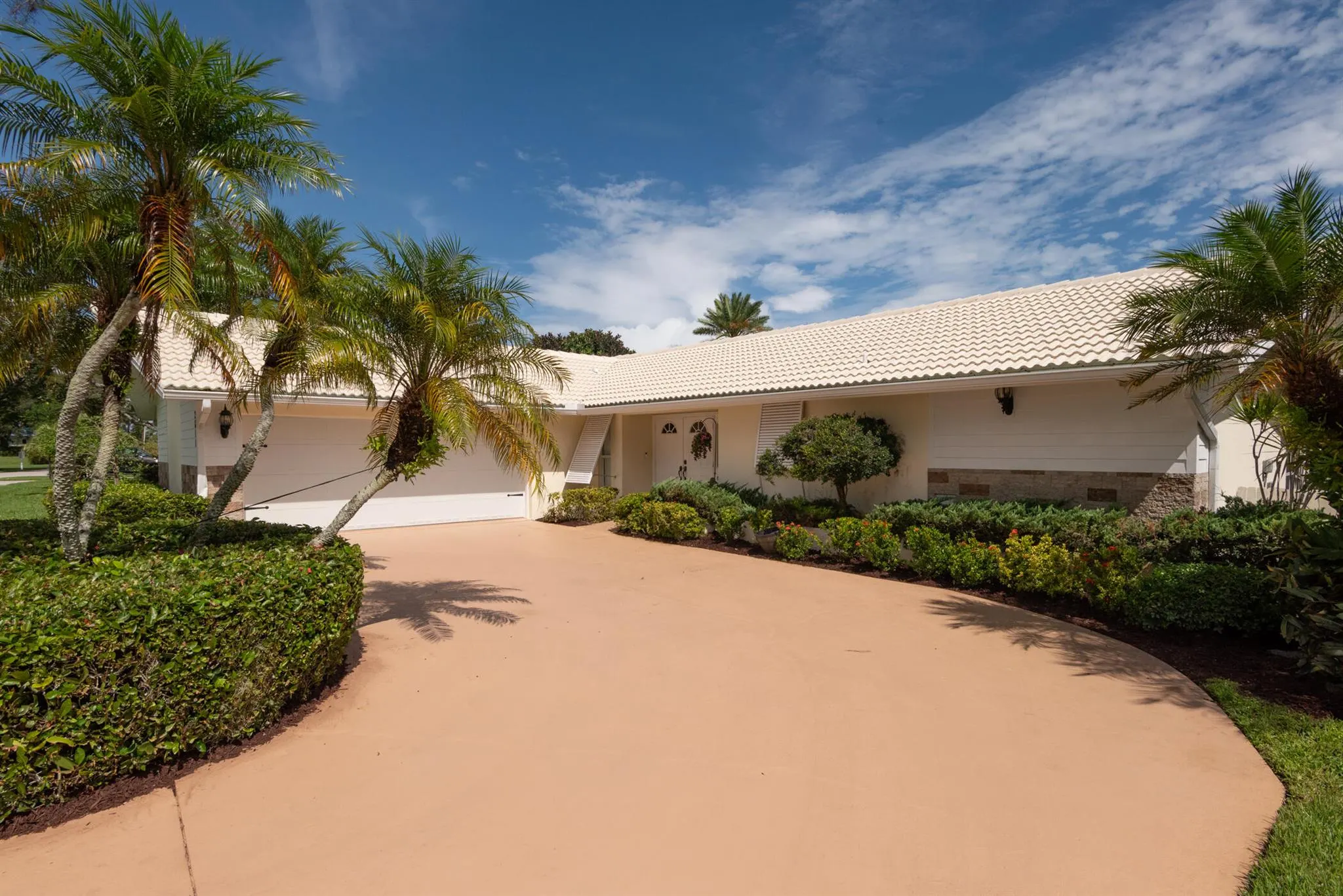 2811 SE Fairway W