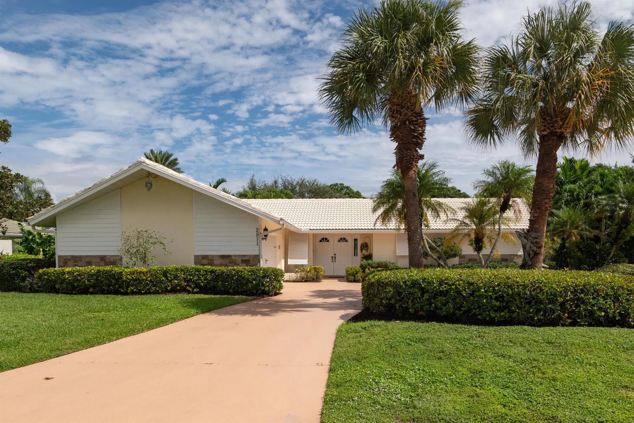 2811 SE Fairway W