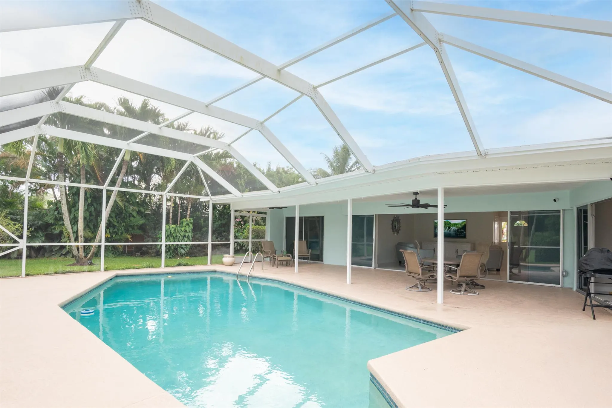 2811 SE Fairway W