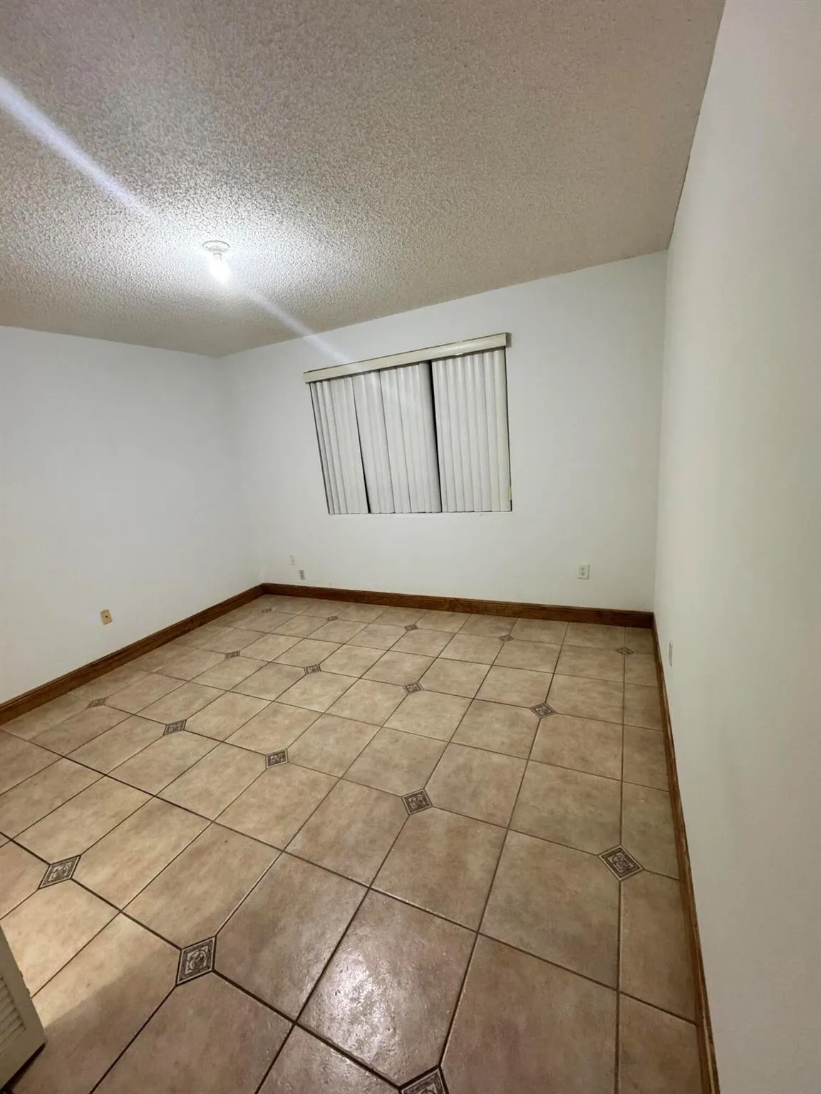 9189 Fontainebleau Boulevard, #2