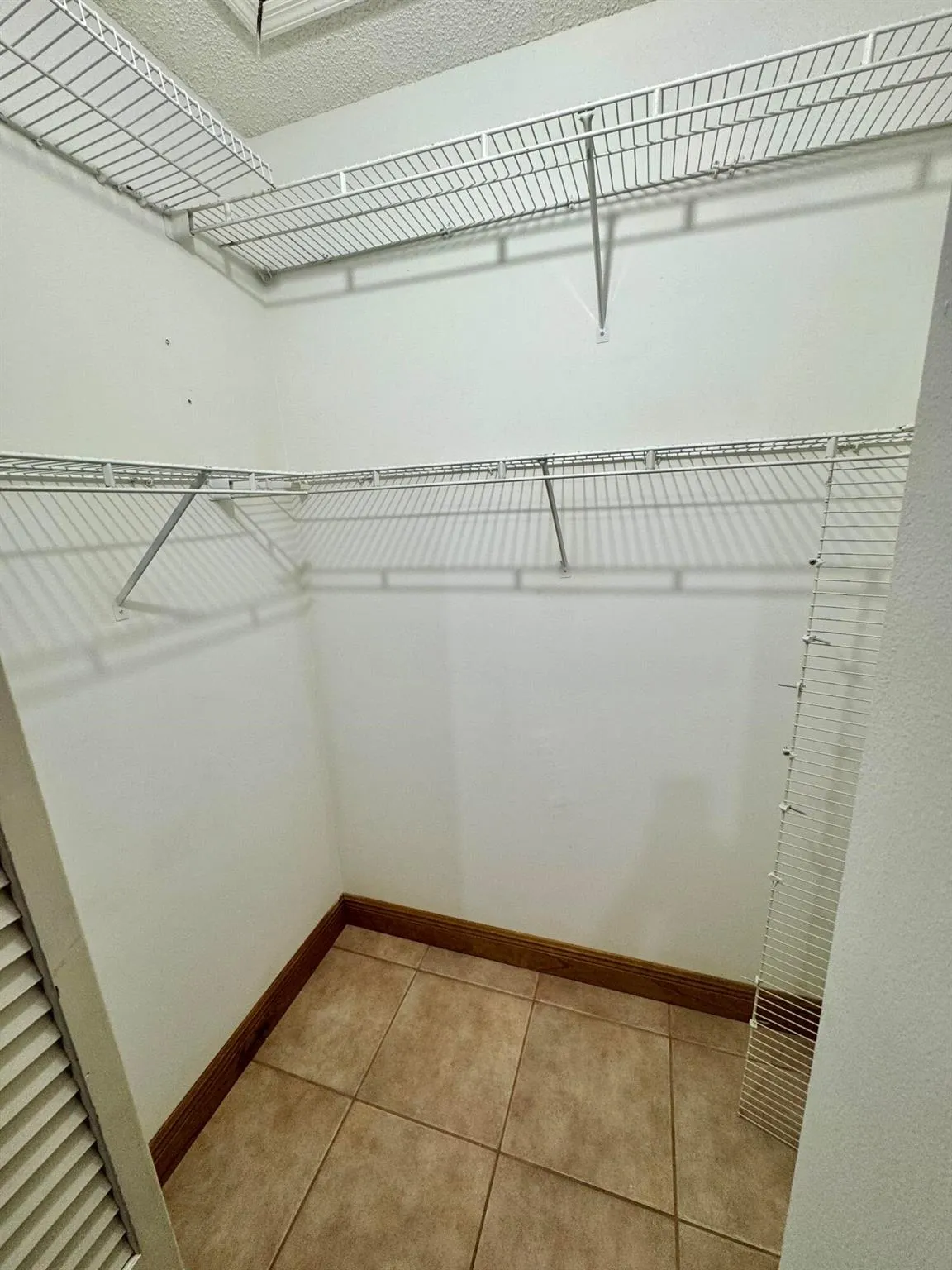 9189 Fontainebleau Boulevard, #2
