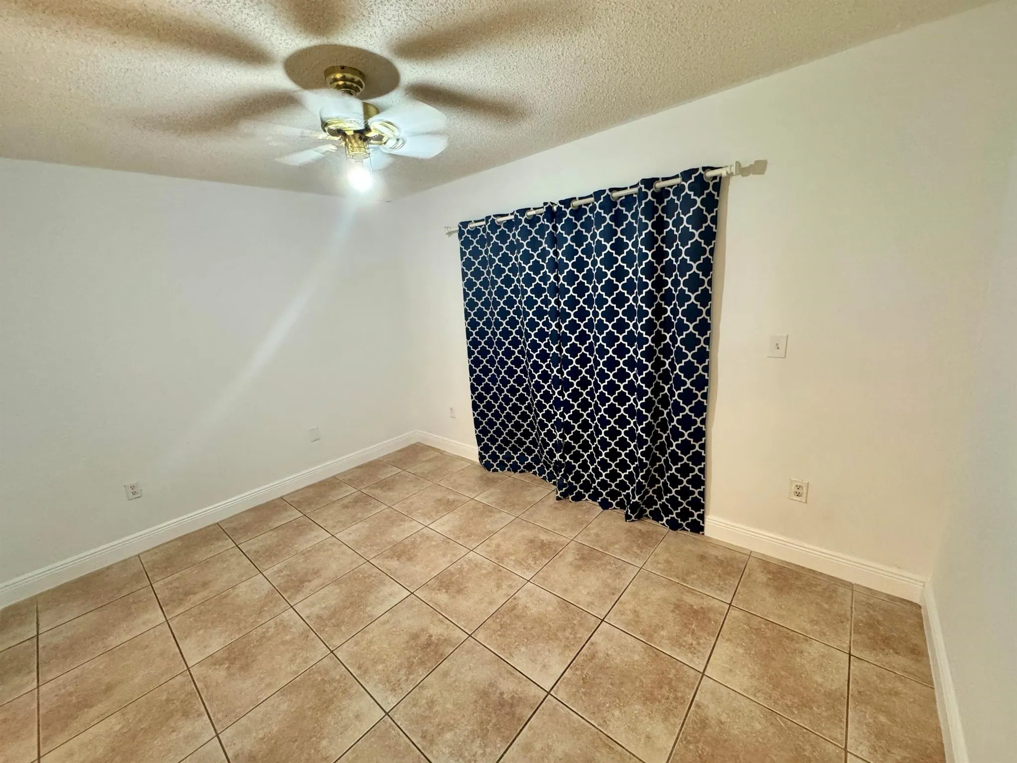 9189 Fontainebleau Boulevard, #2