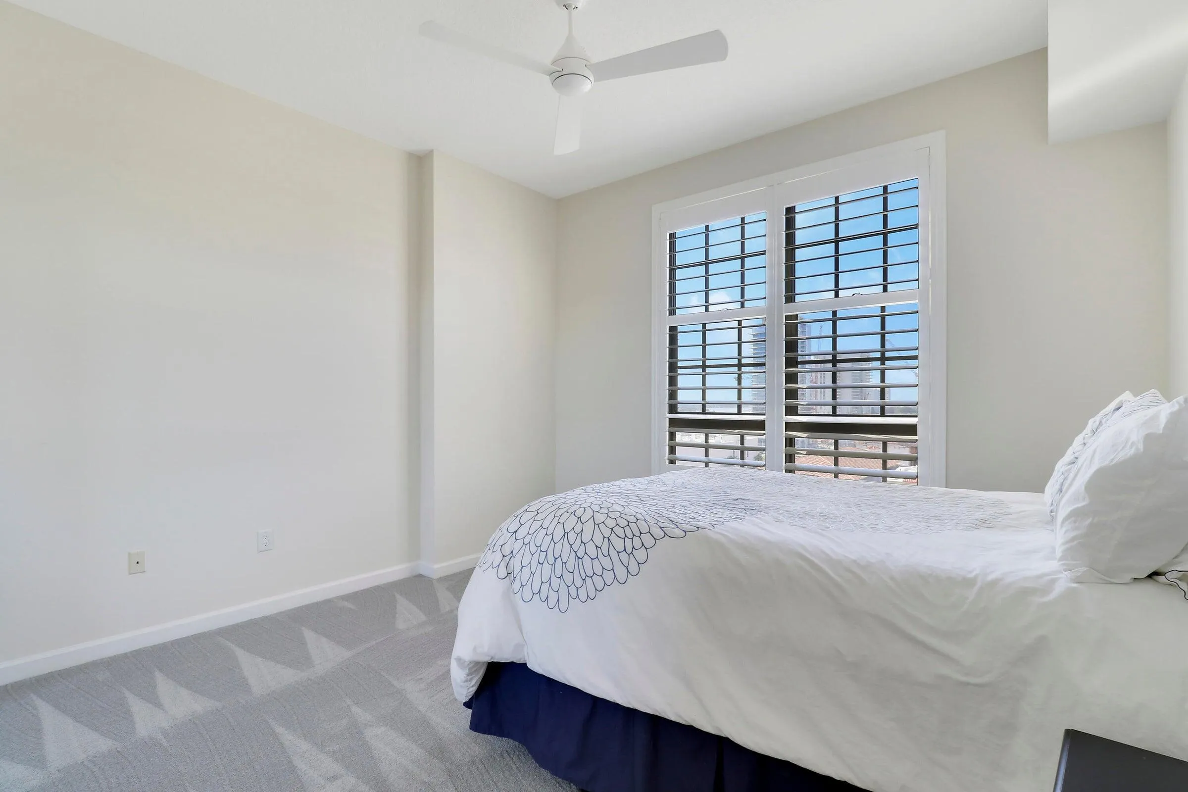 801 S Olive Avenue, #902