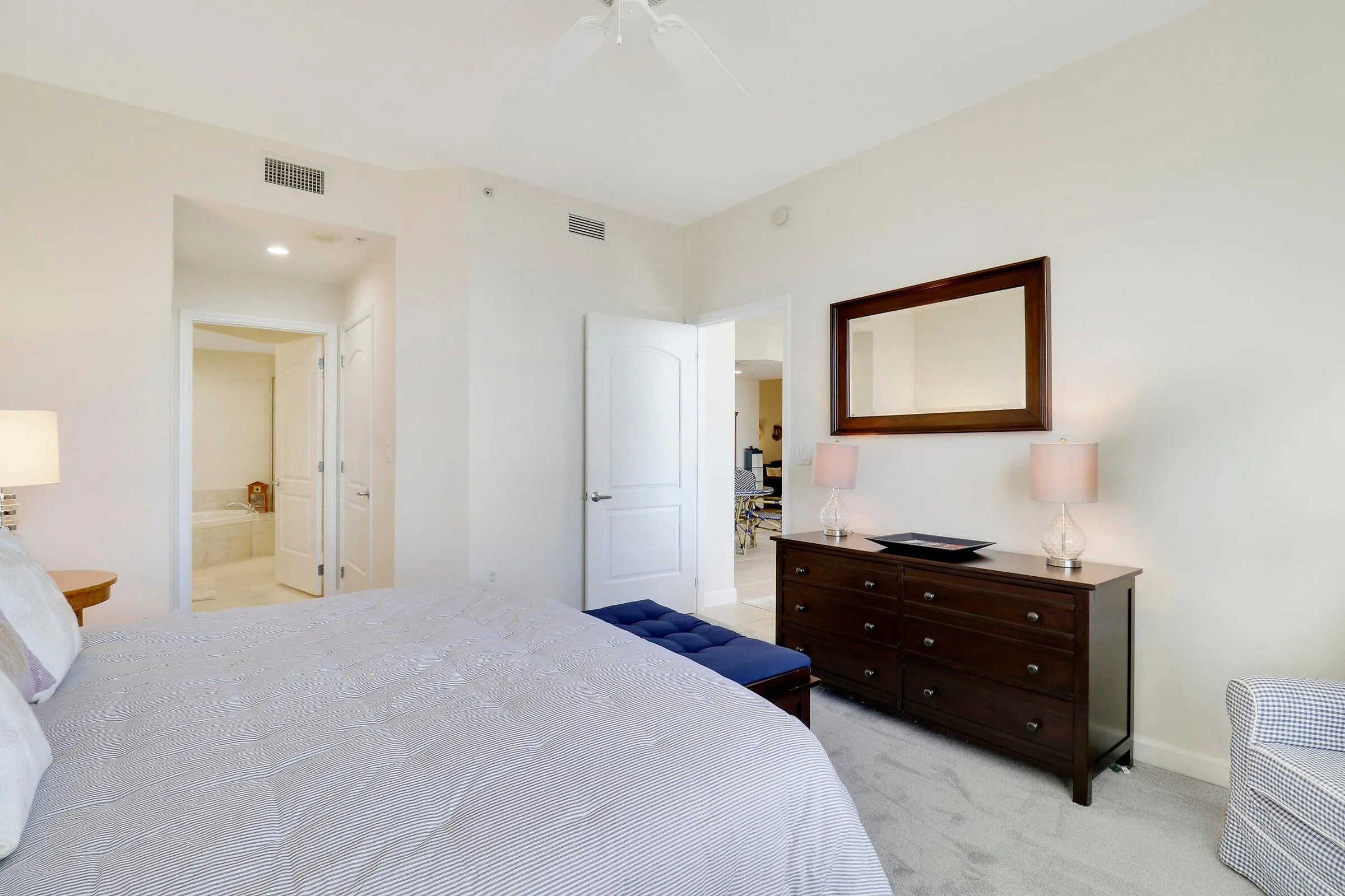 801 S Olive Avenue, #902