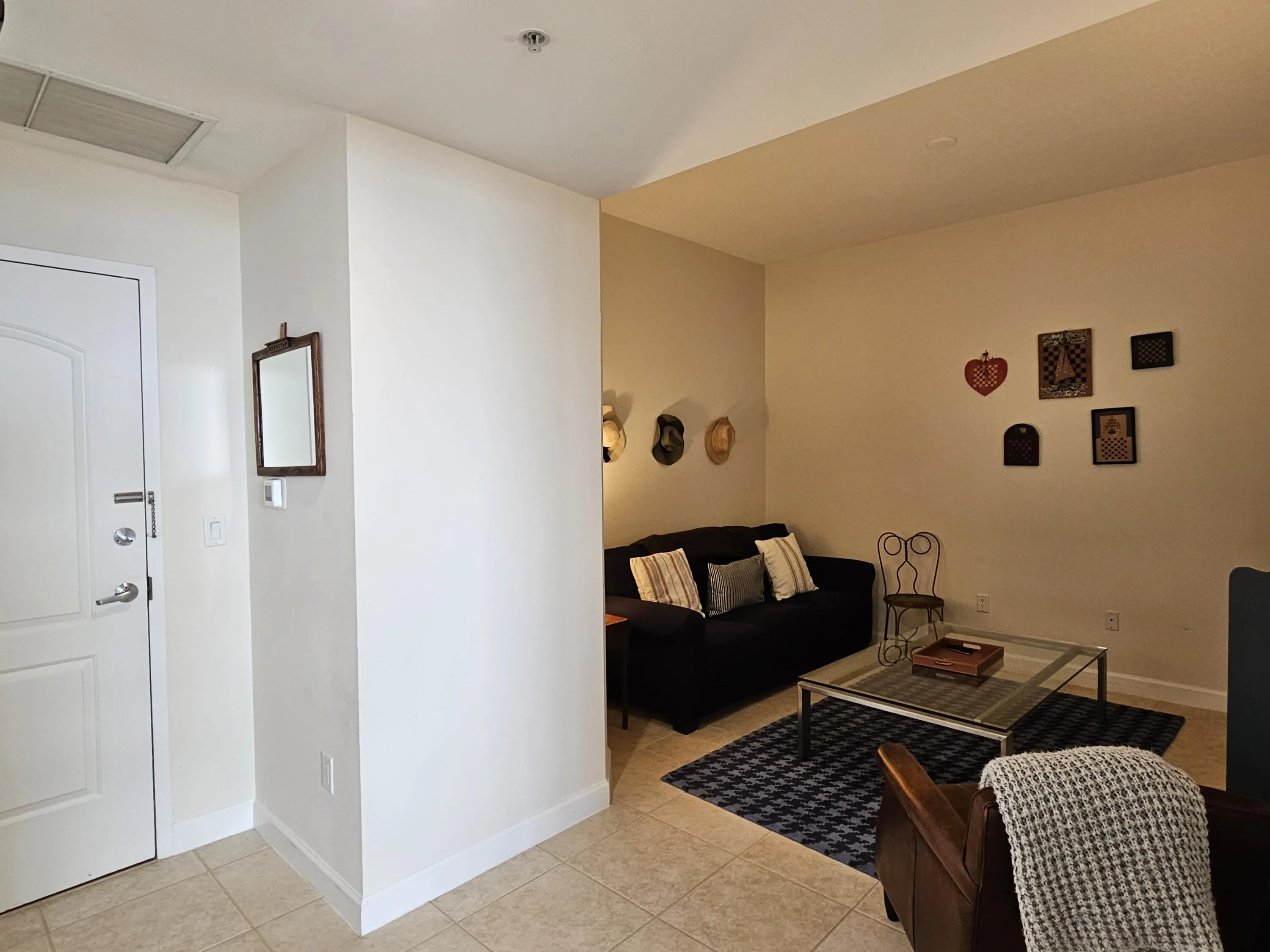 801 S Olive Avenue, #902