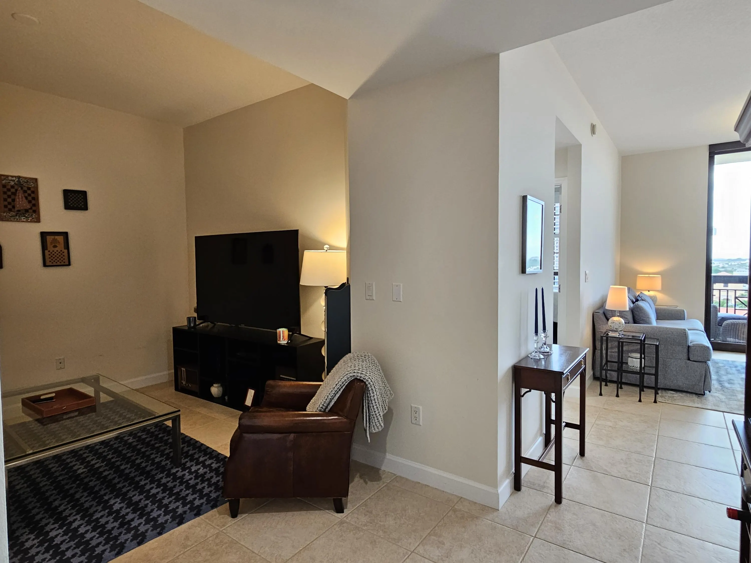 801 S Olive Avenue, #902