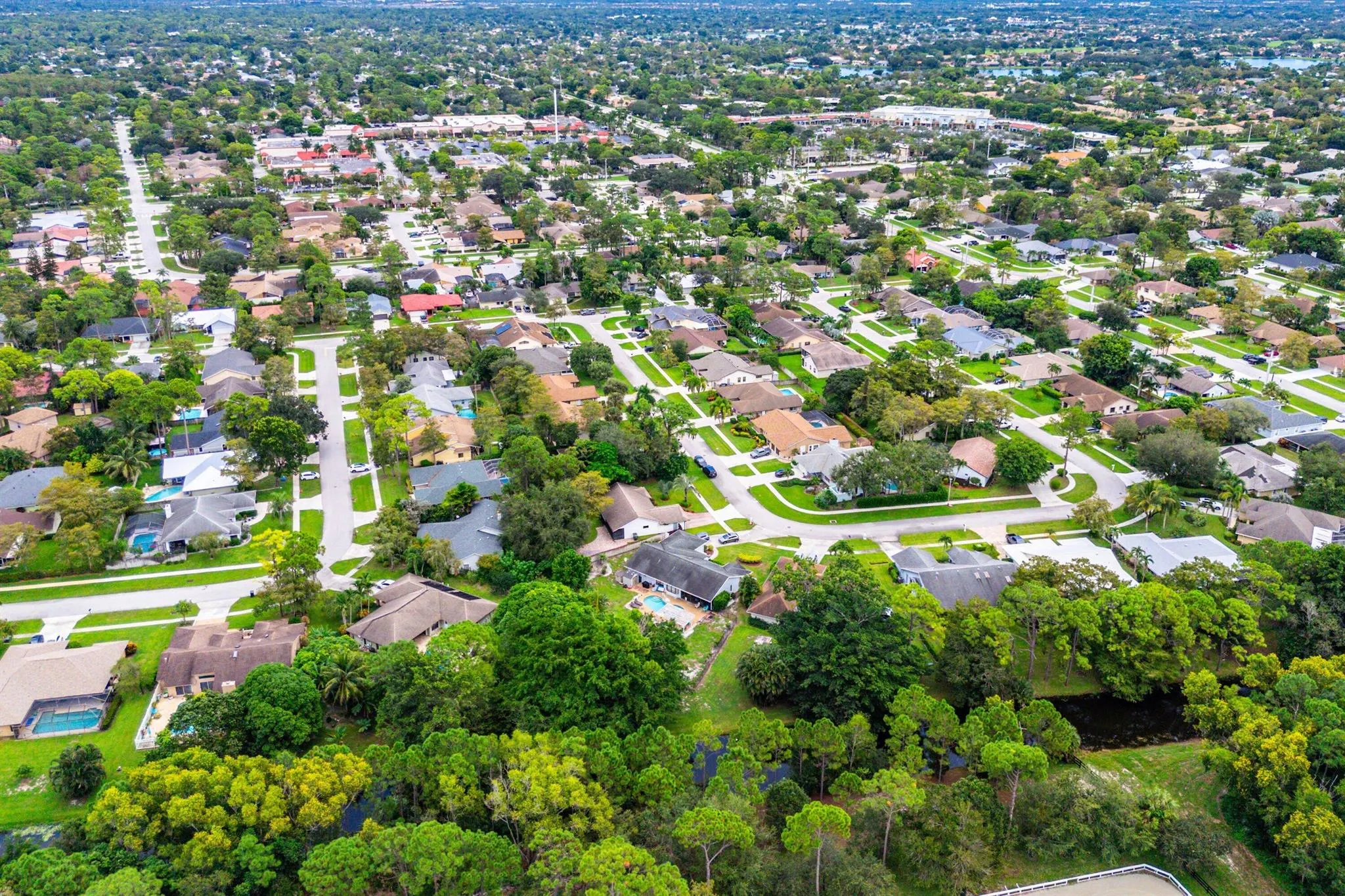 14271 Flora Lane