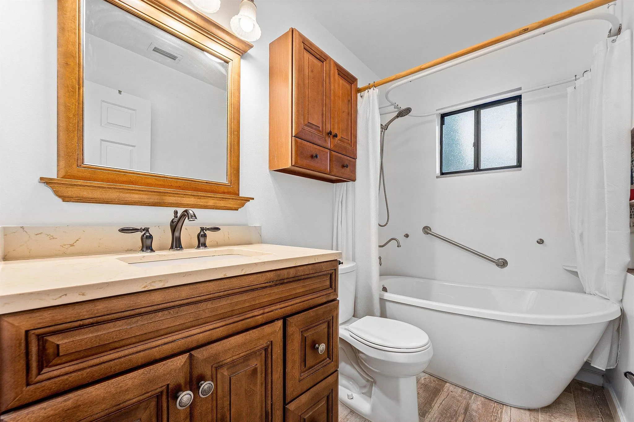 14271 Flora Lane