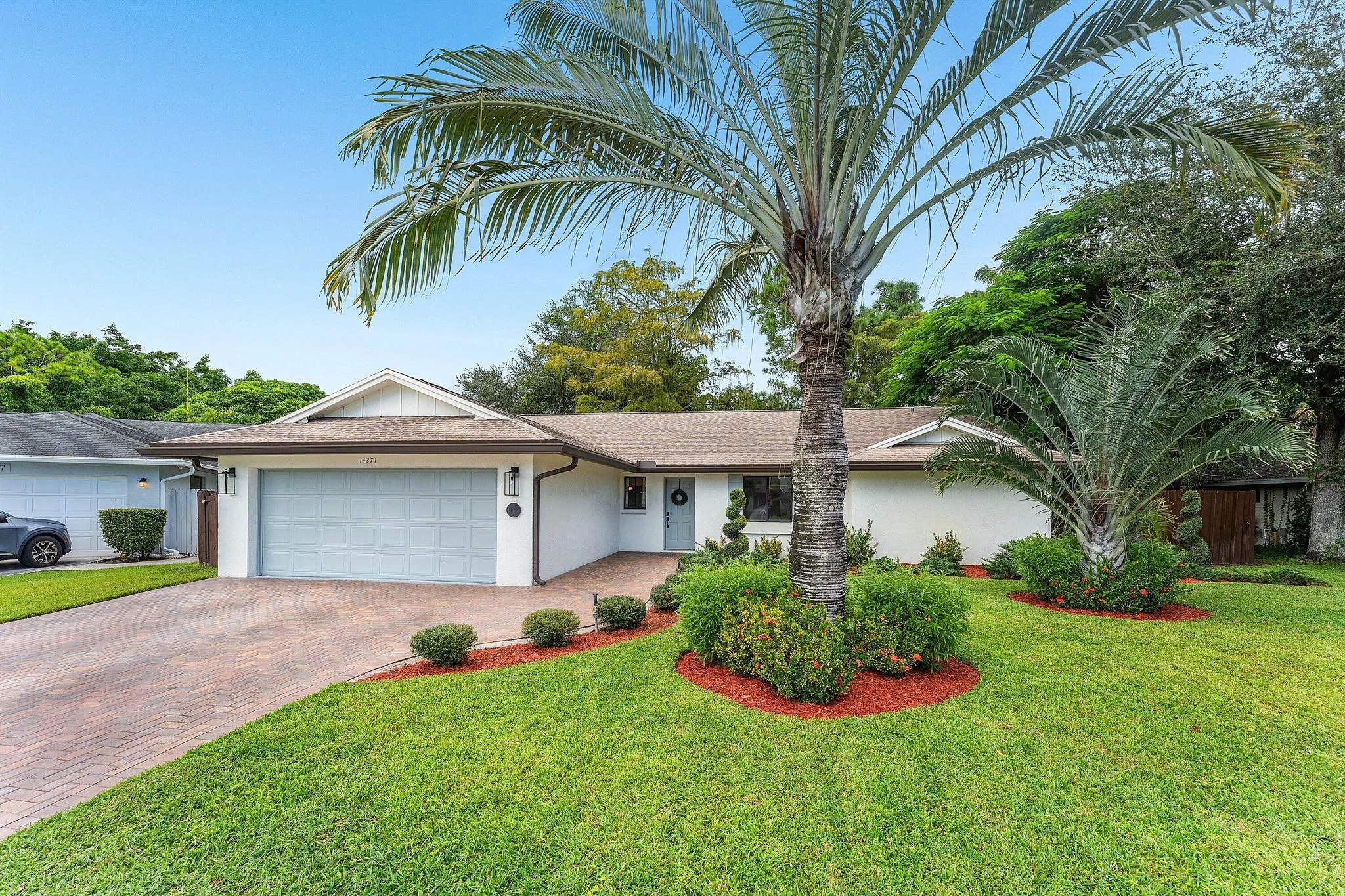 14271 Flora Lane