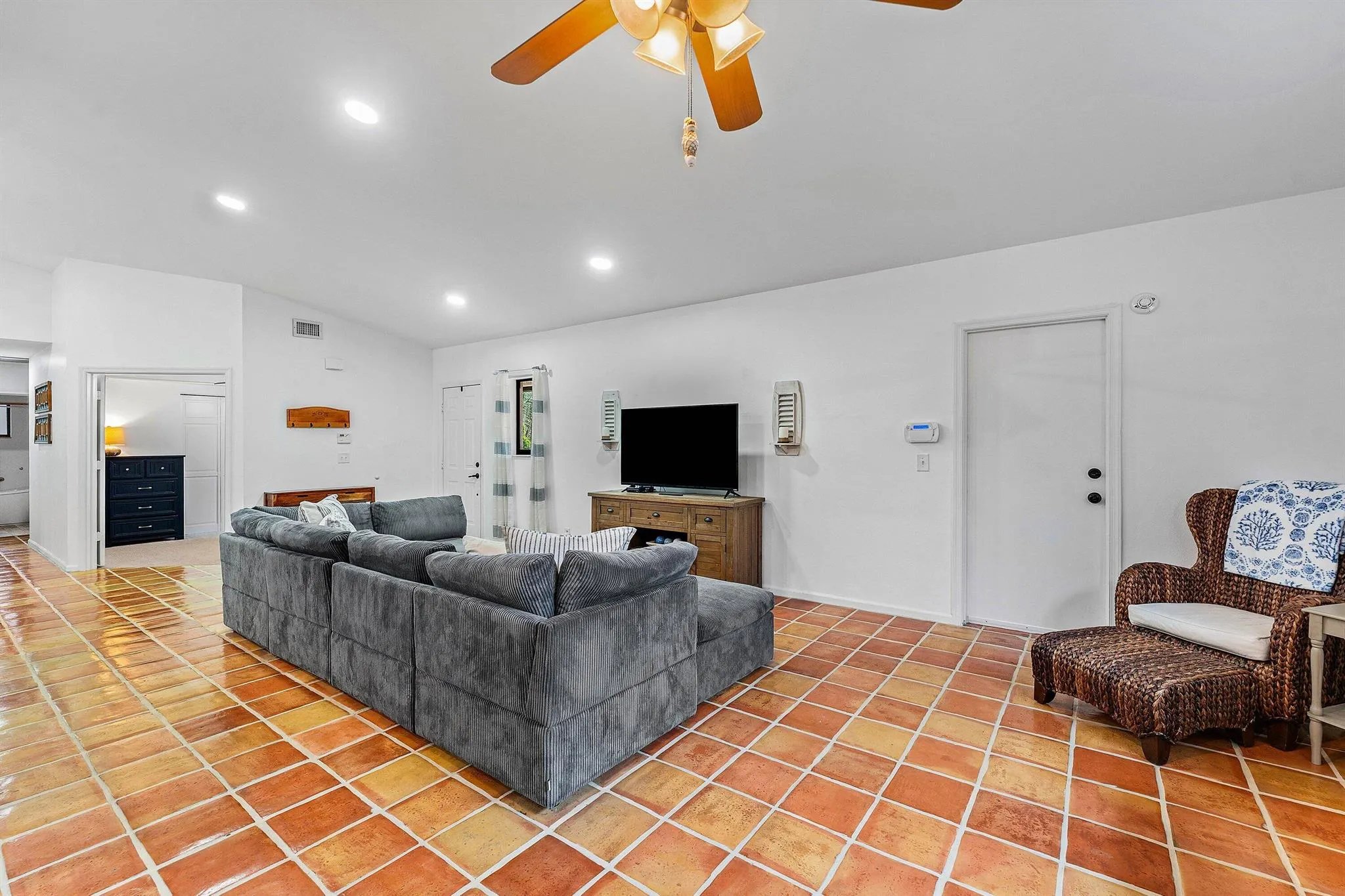 14271 Flora Lane