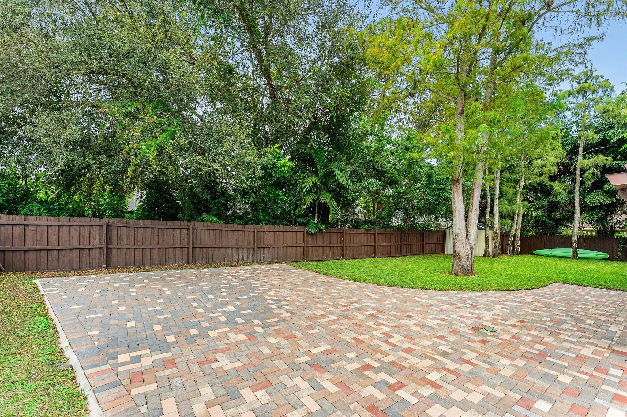 14271 Flora Lane