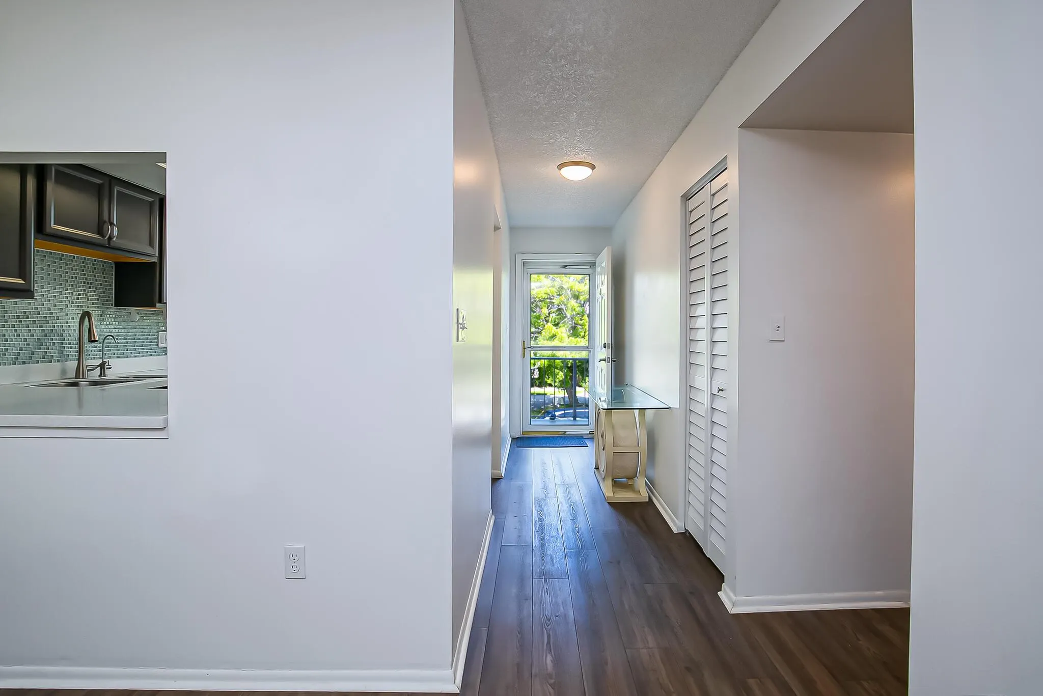 1151 Carlton Court, #204