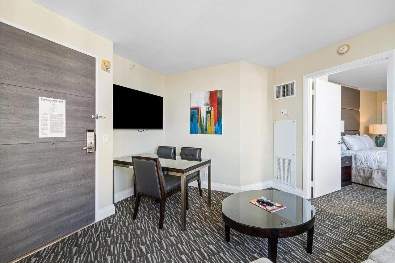 2670 E Sunrise Boulevard, #1202