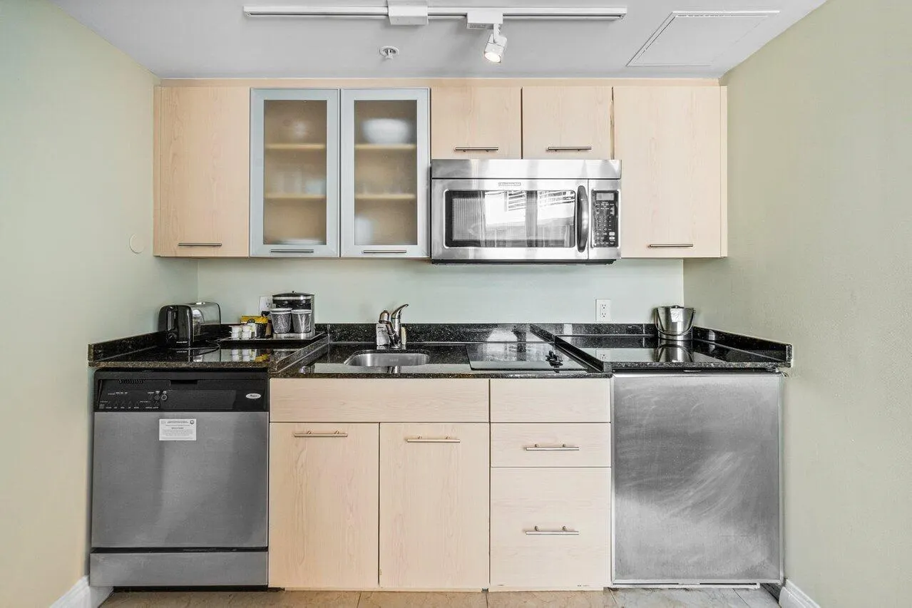 2670 E Sunrise Boulevard, #1202