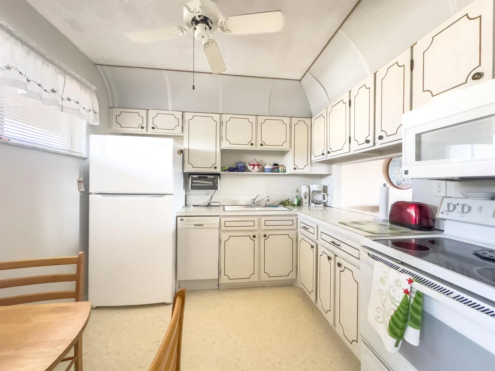 2721 Garden Drive N, #312