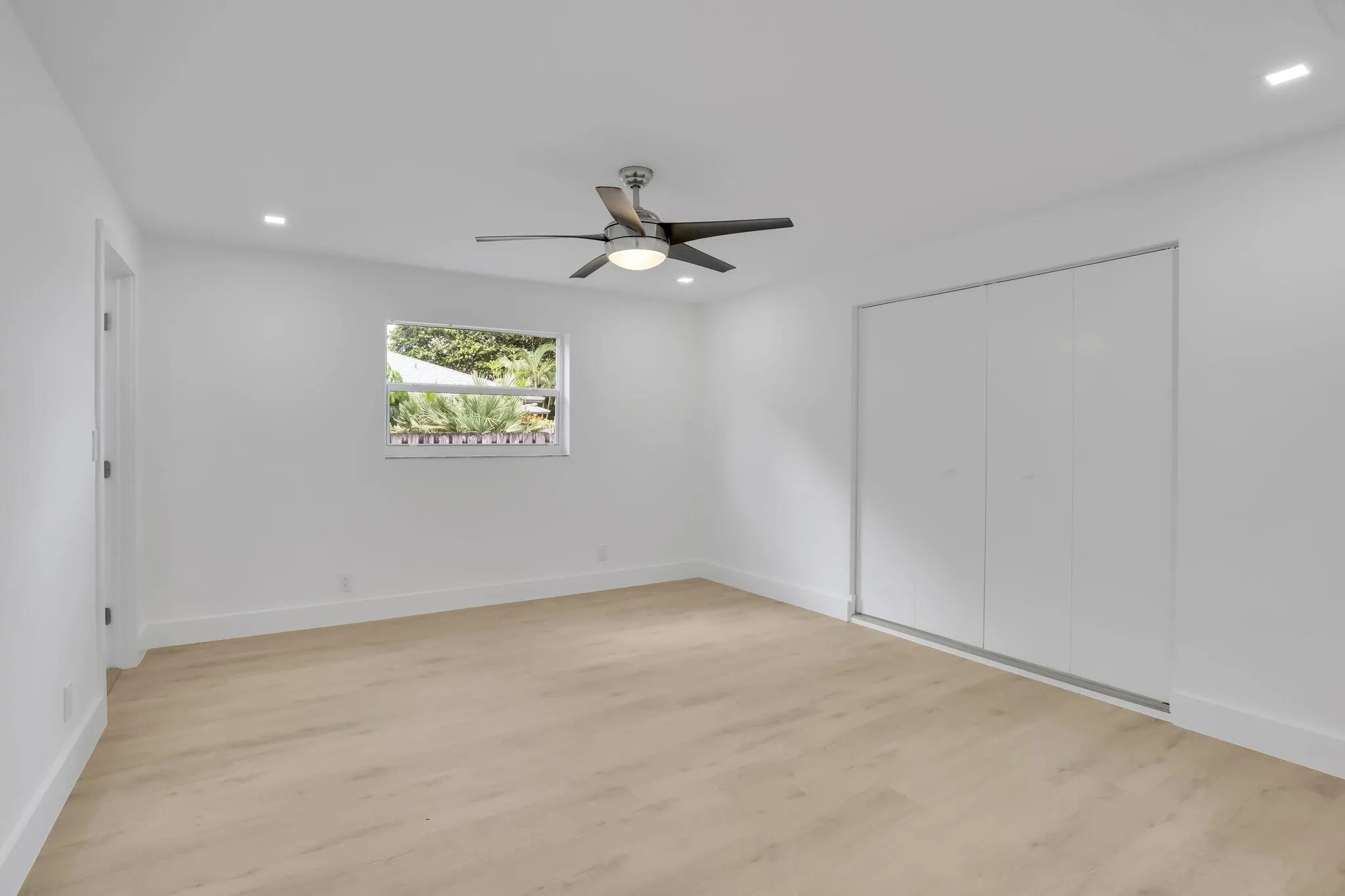 5456 Sunrise Boulevard