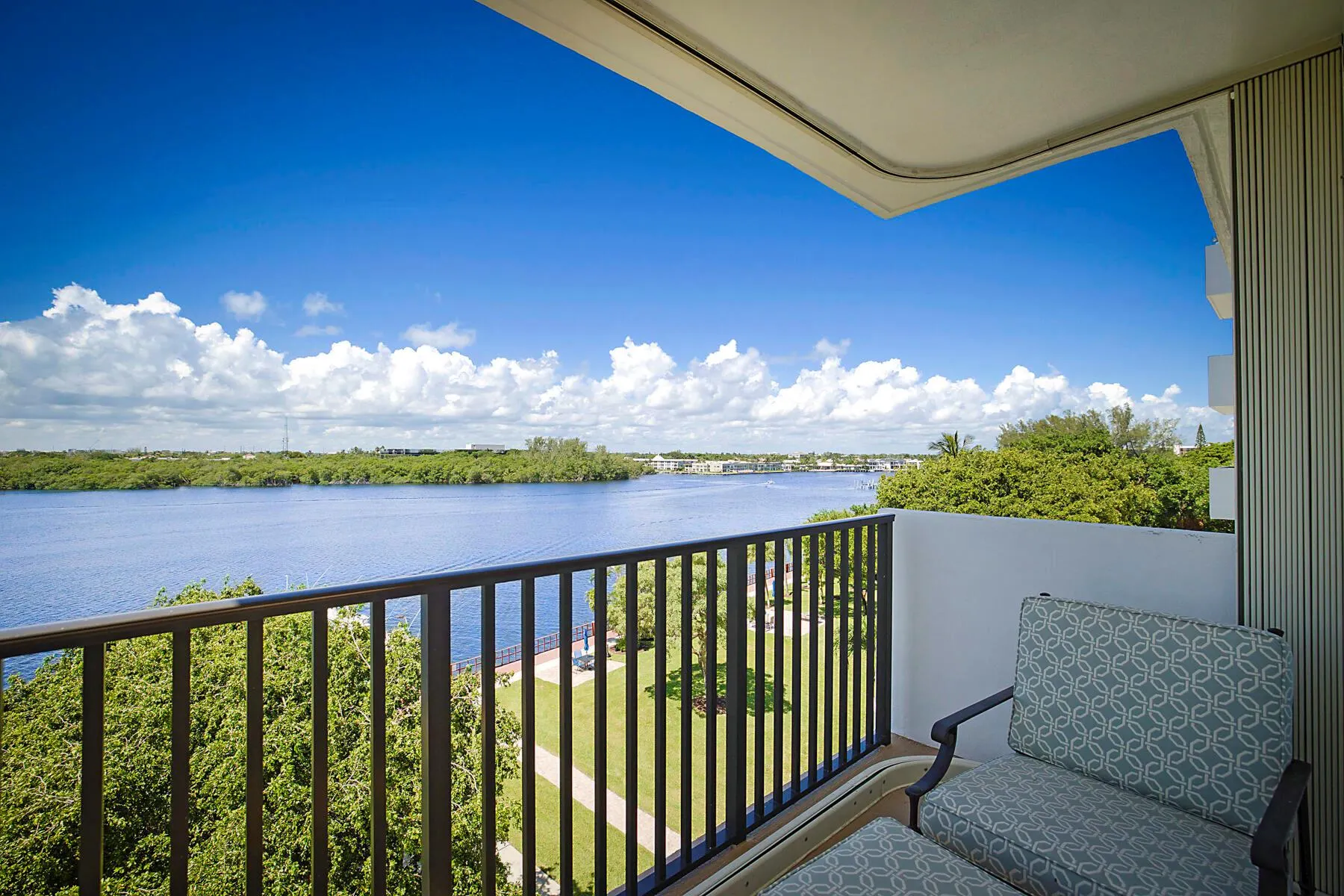 2121 N Ocean Boulevard, #509w