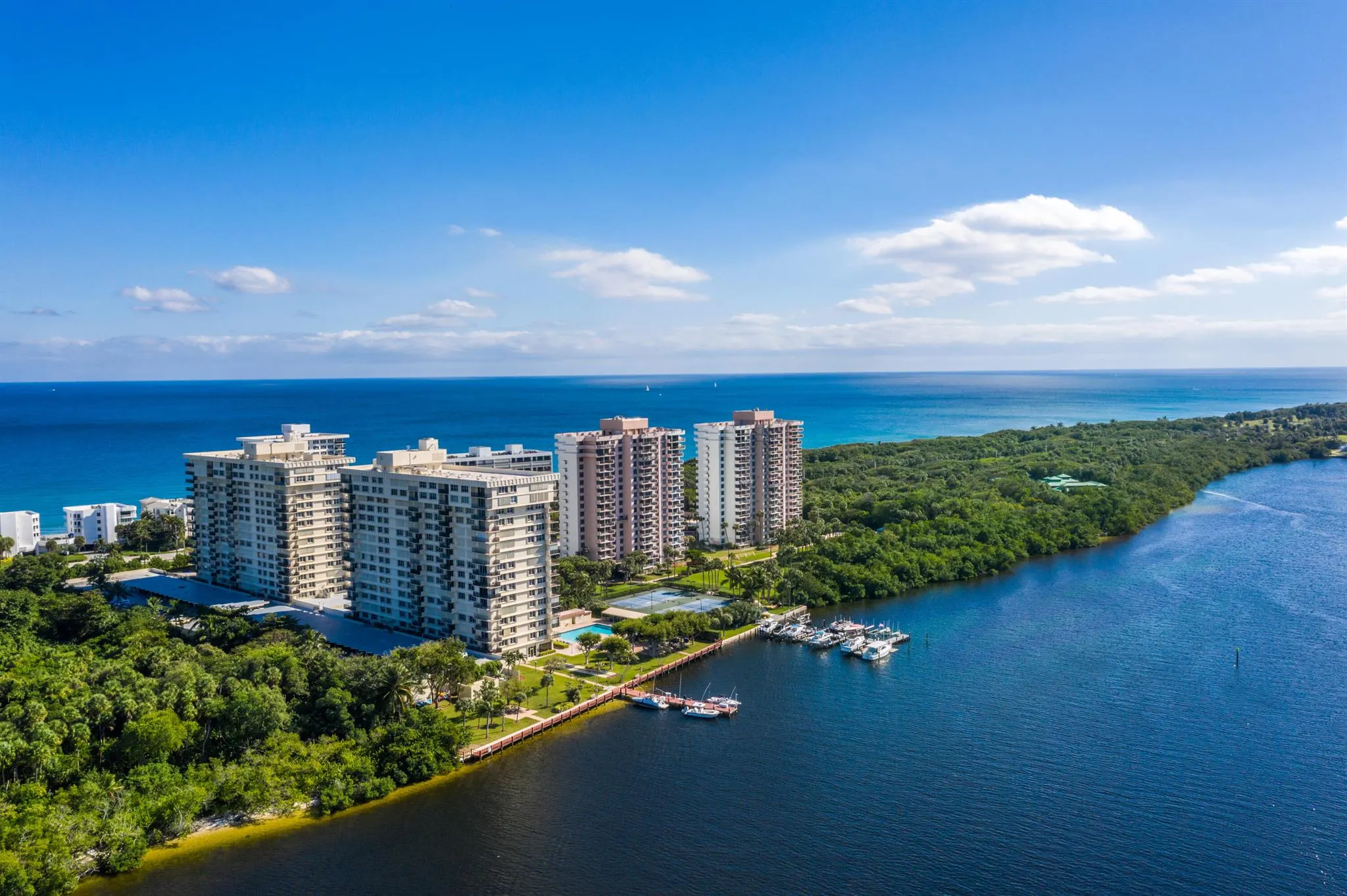 2121 N Ocean Boulevard, #509w