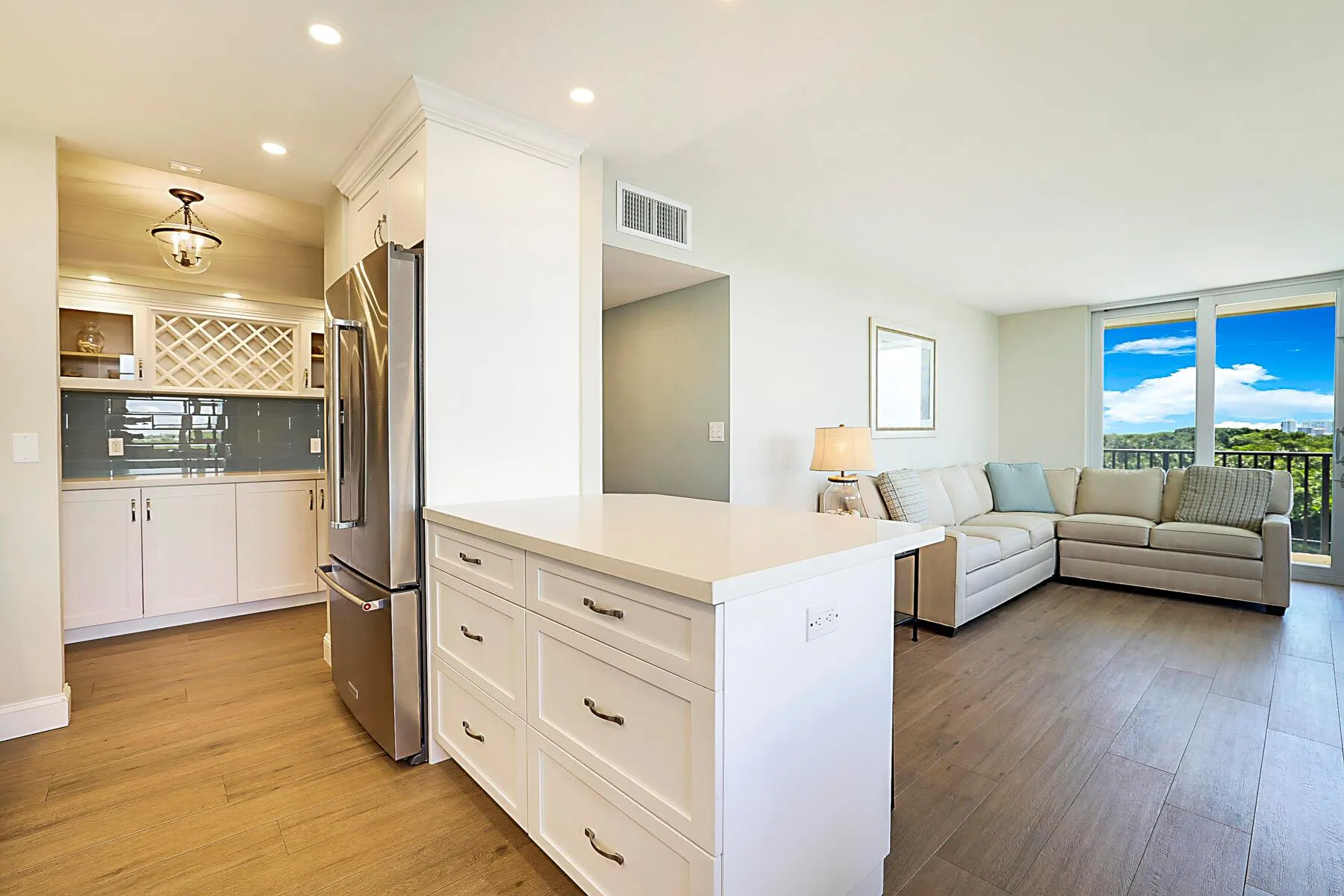 2121 N Ocean Boulevard, #509w