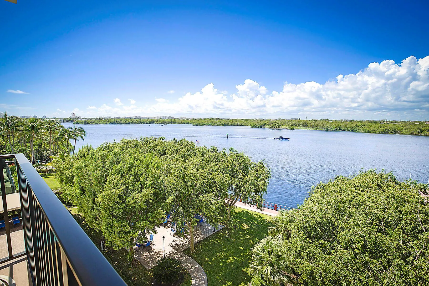 2121 N Ocean Boulevard, #509w