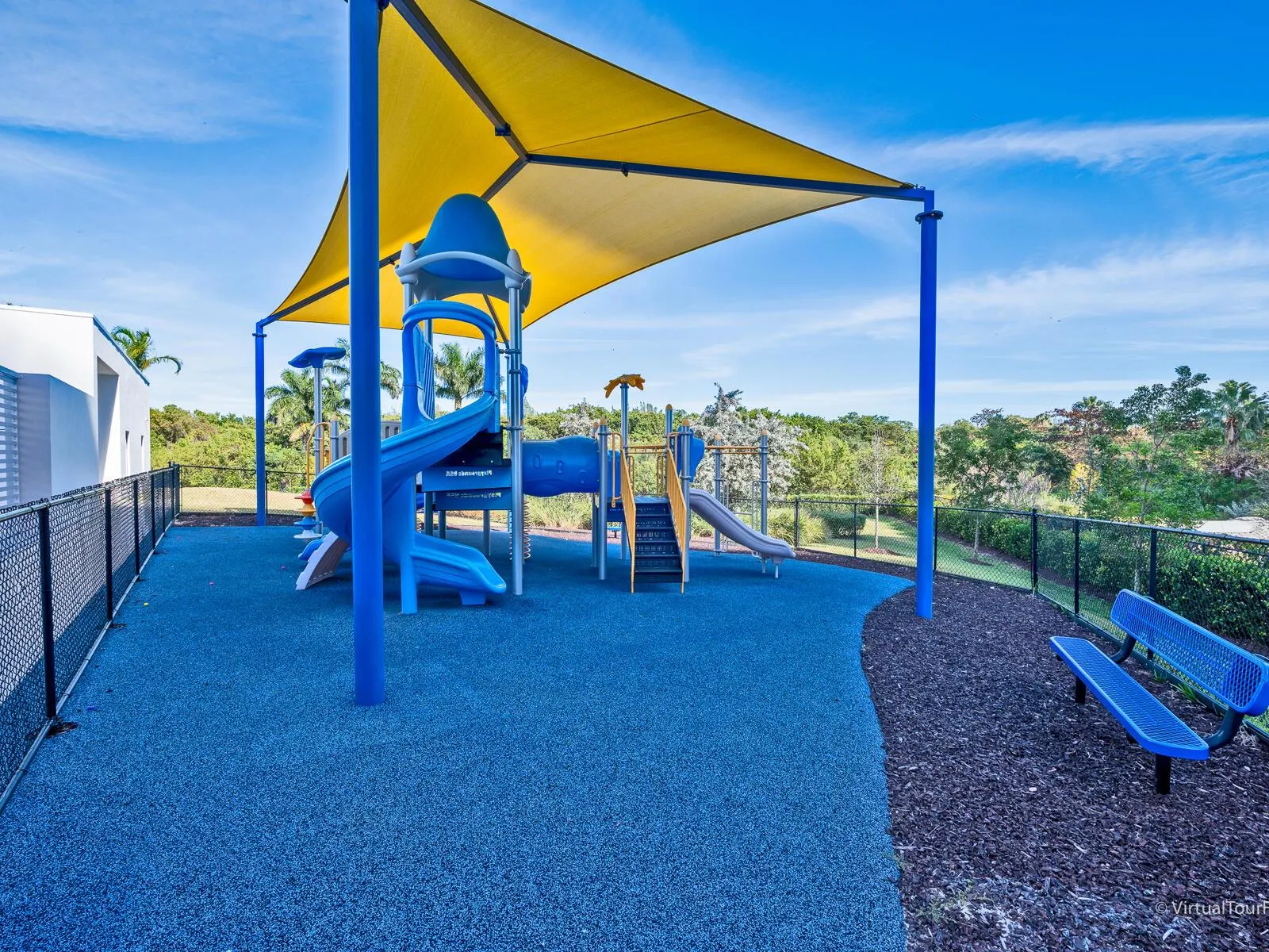15051 Royal Oaks Lane, #906