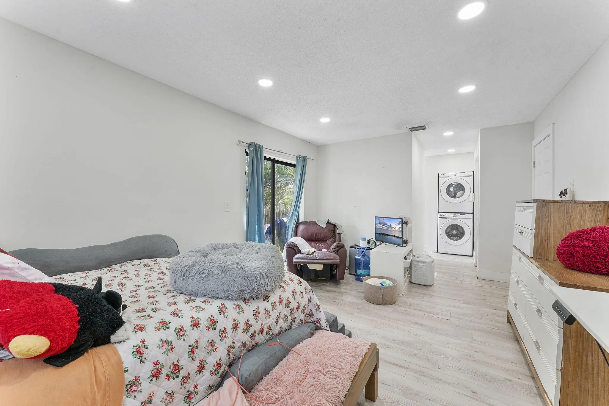 875 NW 22nd Avenue