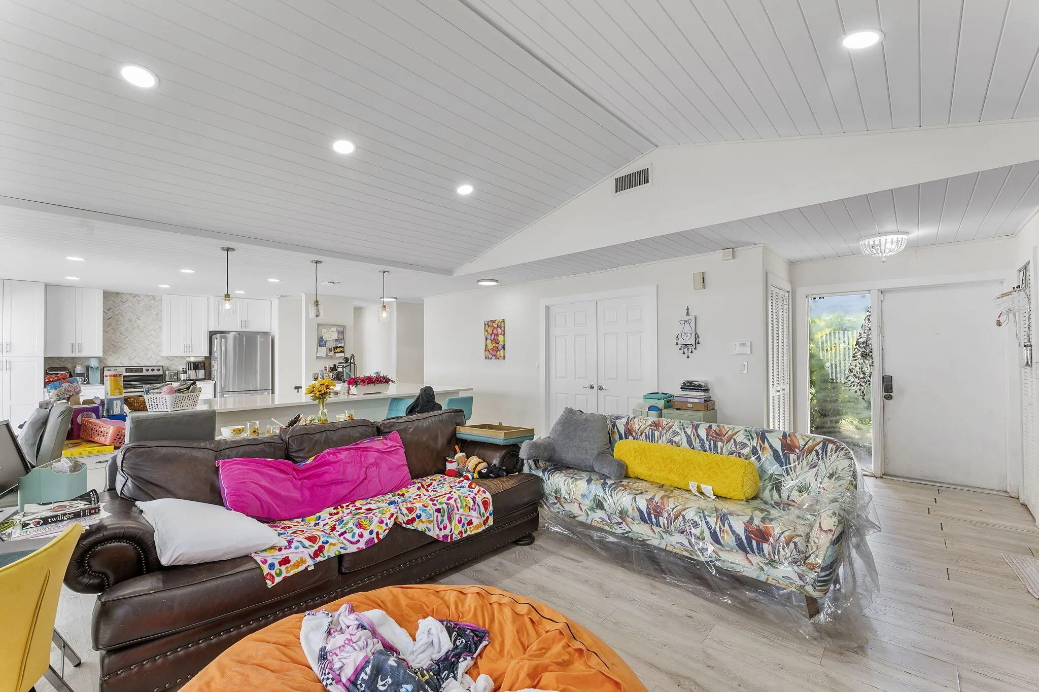875 NW 22nd Avenue