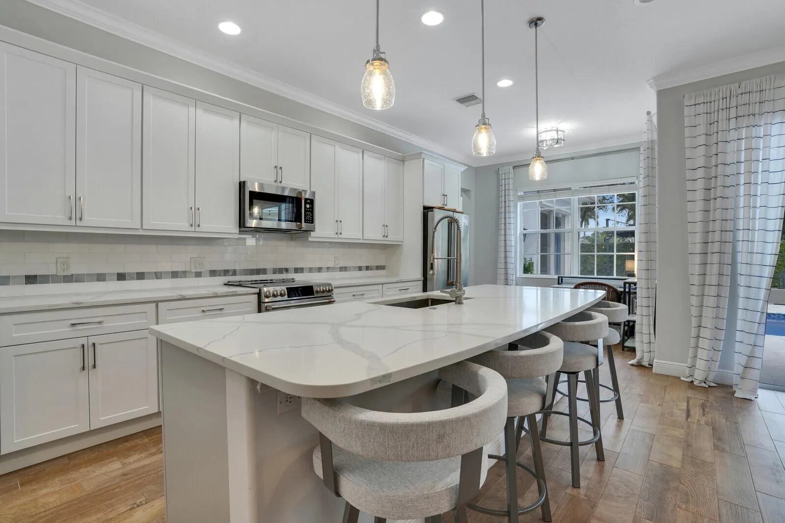 532 Sweet Bay Circle