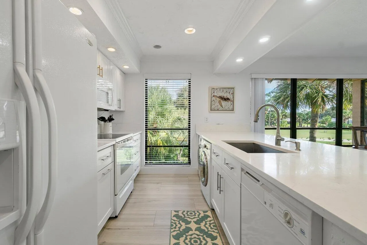 655 Brackenwood Cove, #655