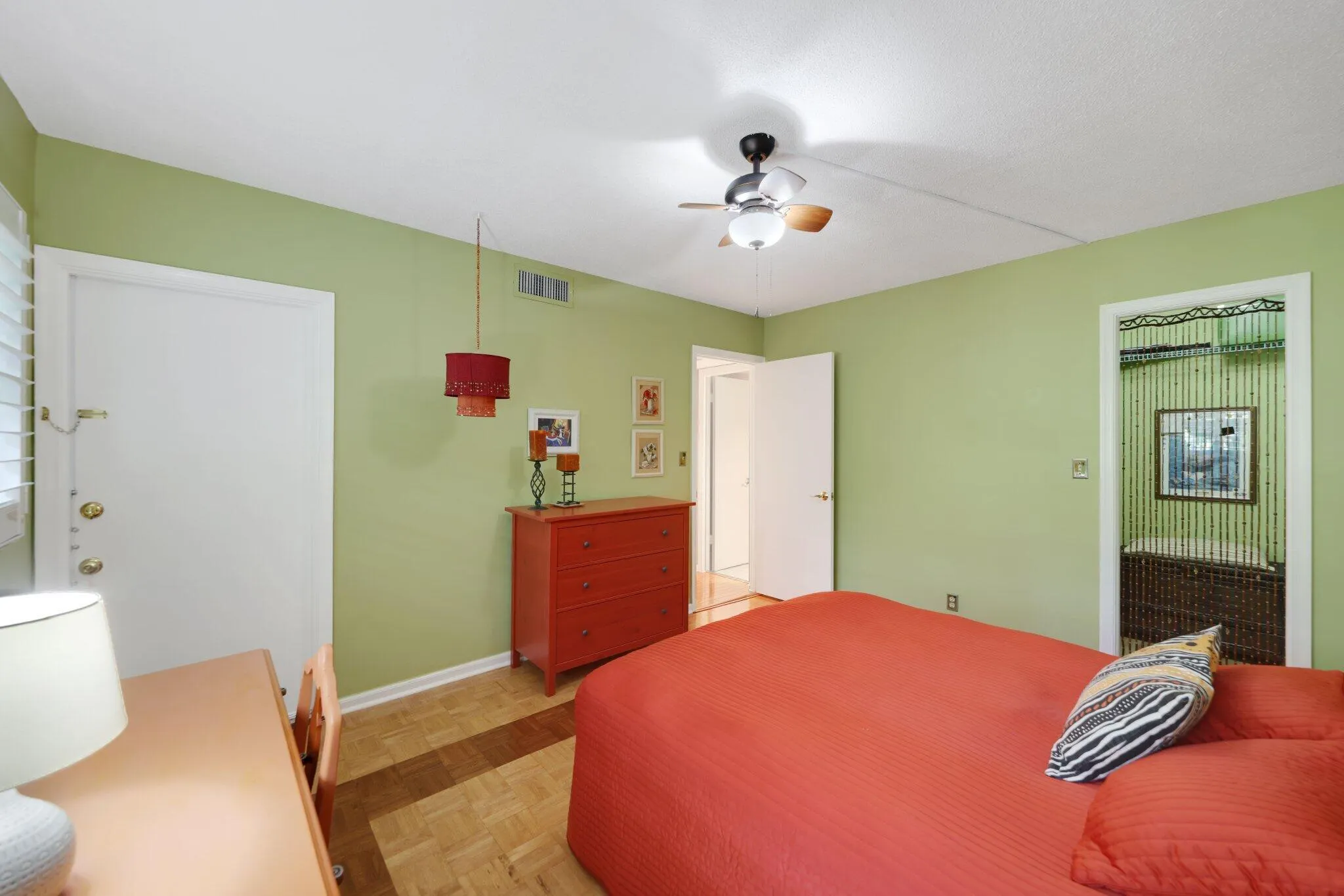 700 NE Harbour Terrace, #2350