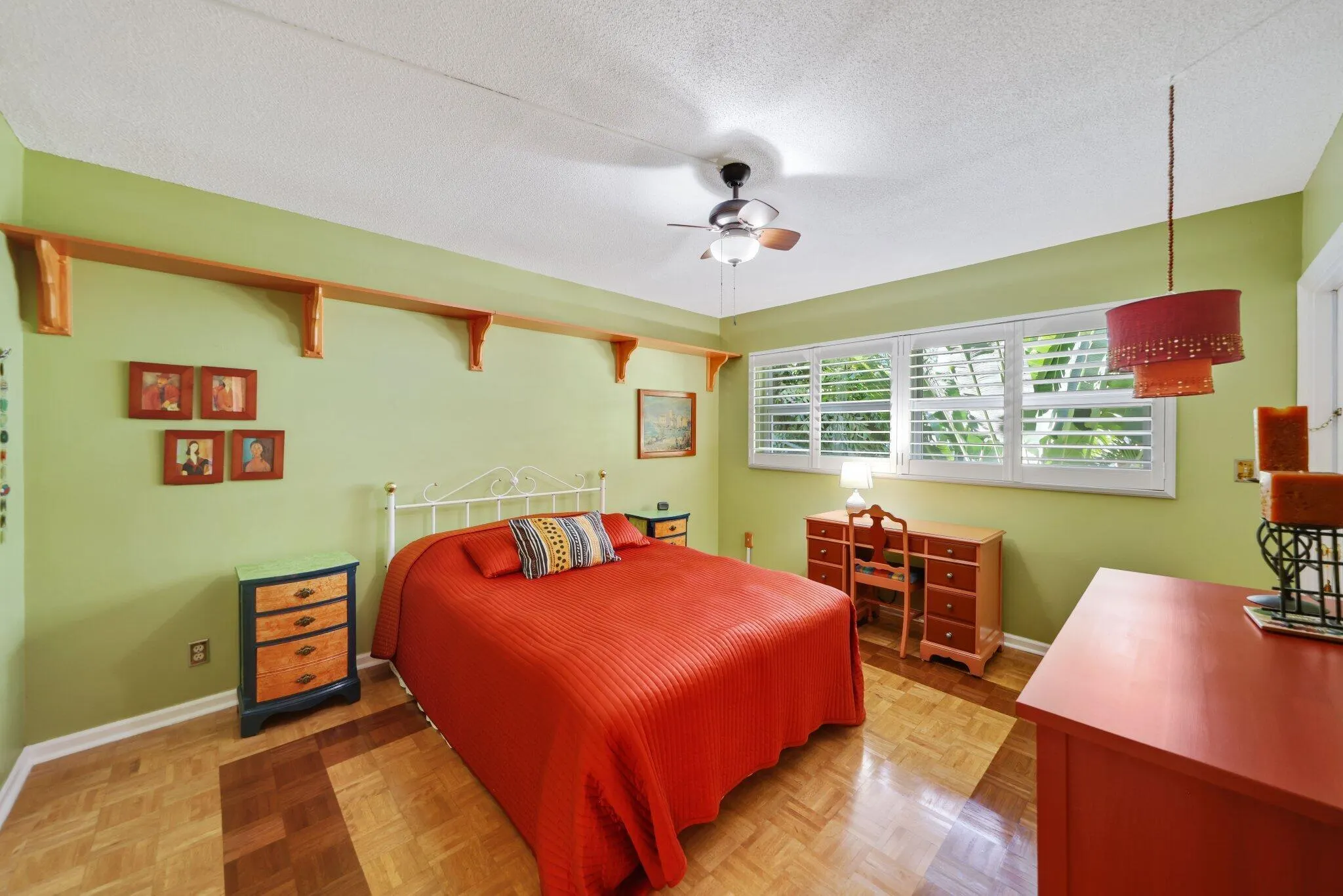 700 NE Harbour Terrace, #2350