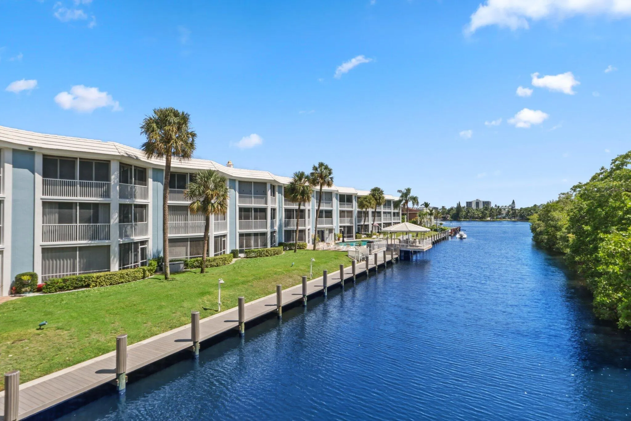 700 NE Harbour Terrace, #2350