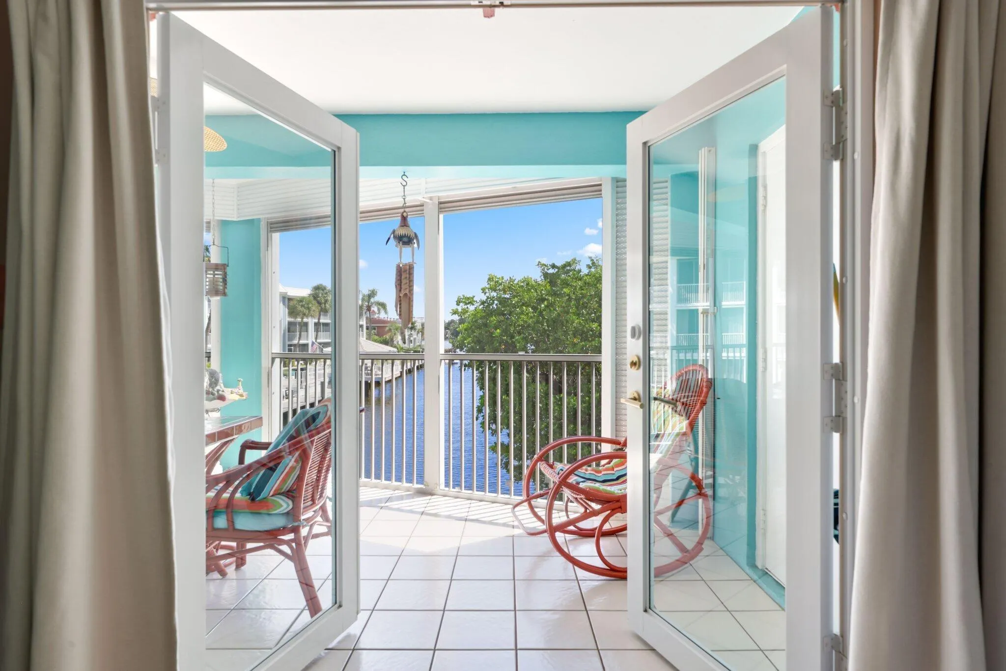 700 NE Harbour Terrace, #2350