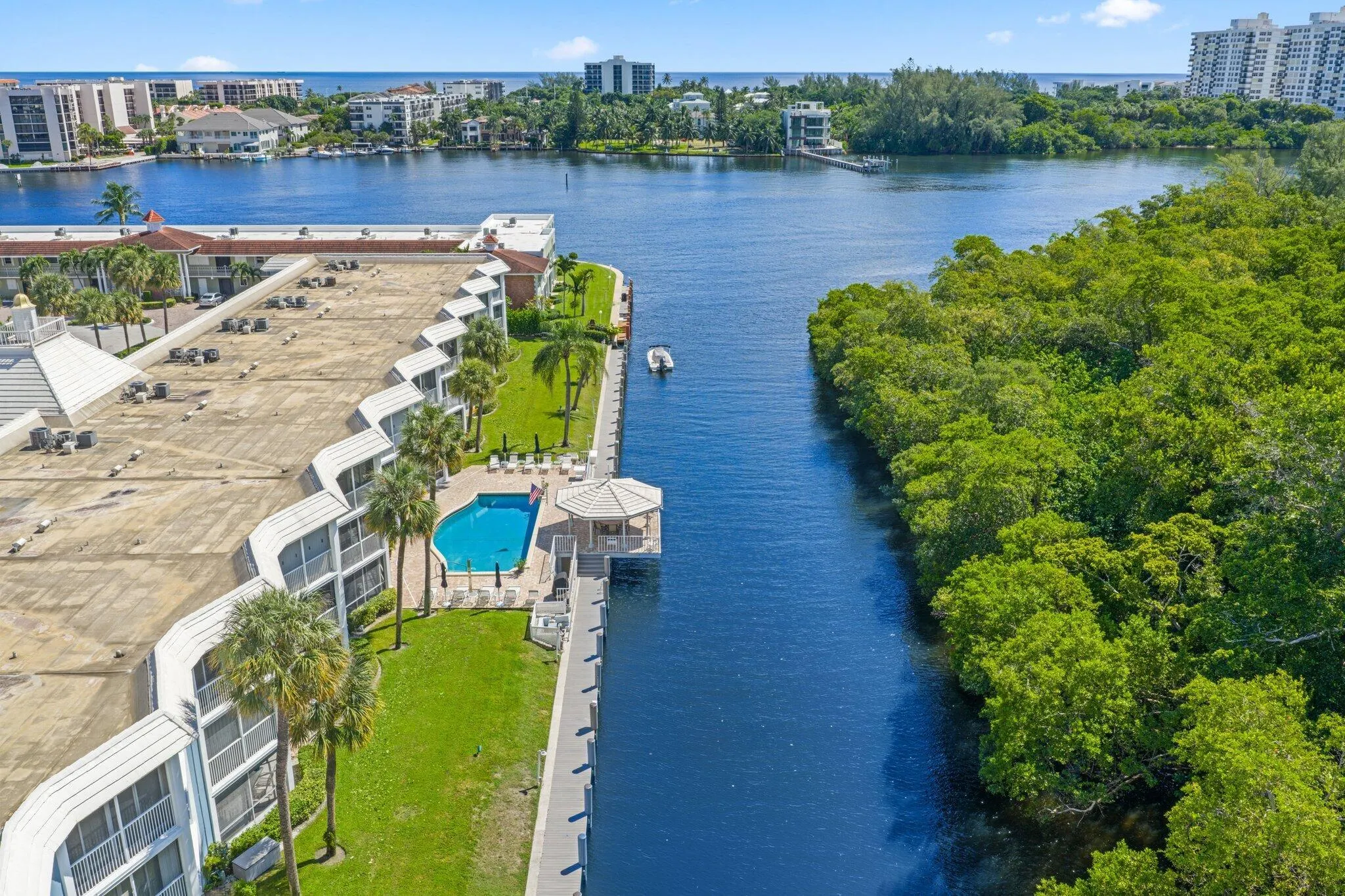 700 NE Harbour Terrace, #2350