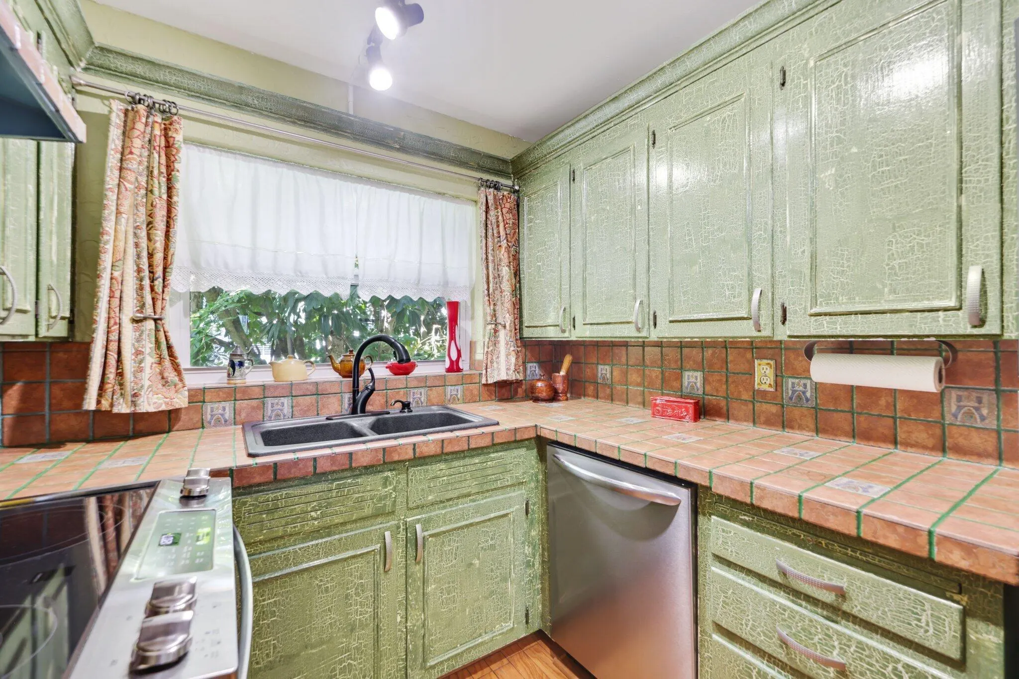 700 NE Harbour Terrace, #2350