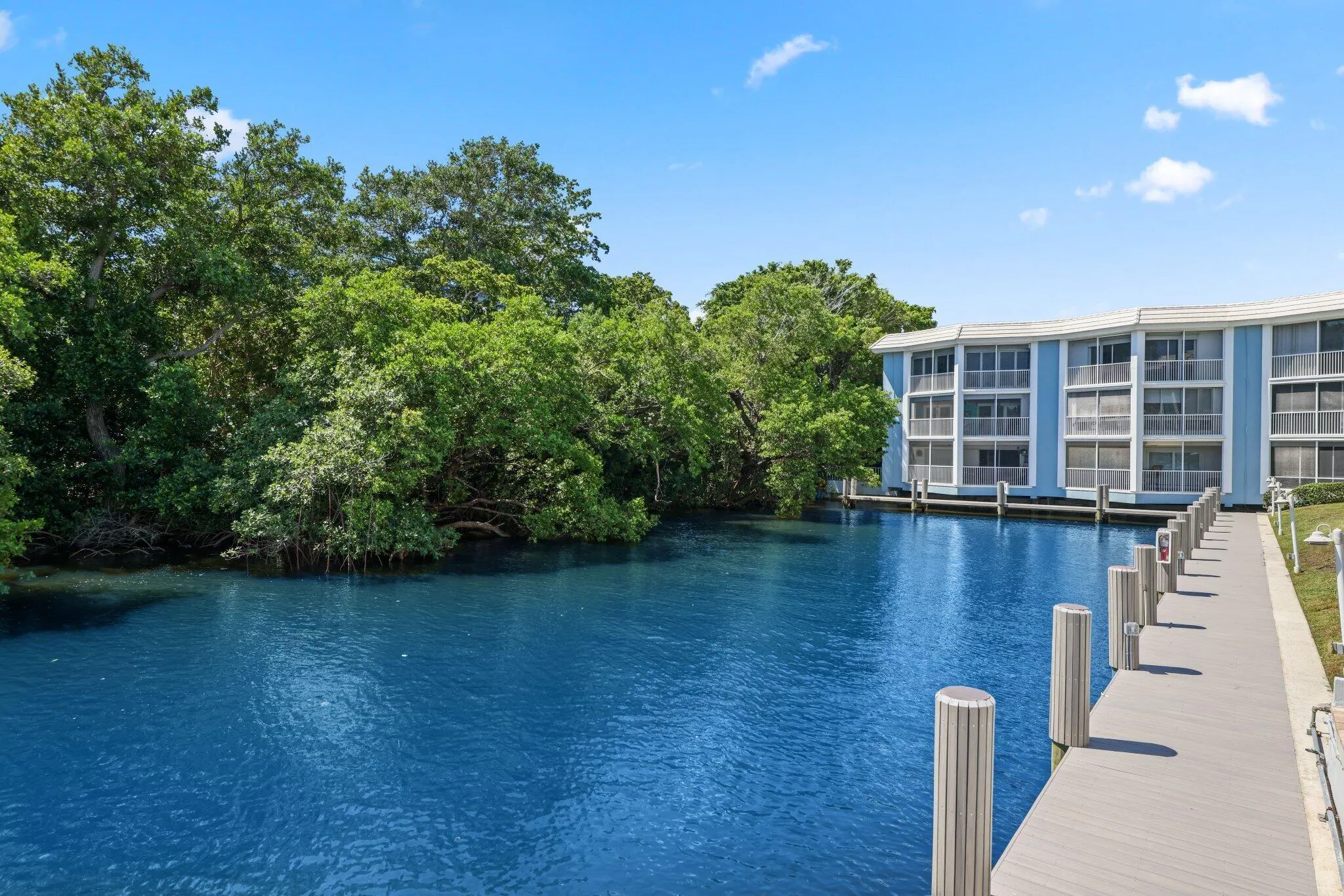 700 NE Harbour Terrace, #2350