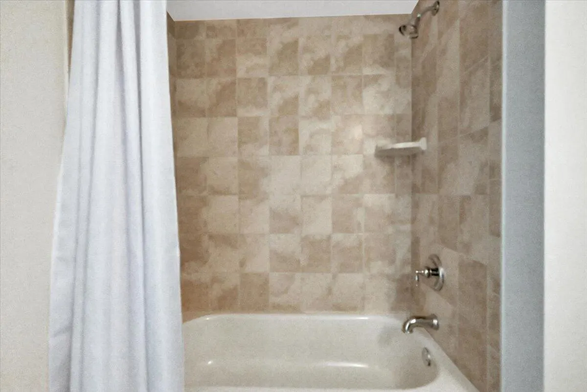 403 S Sapodilla Avenue, #405