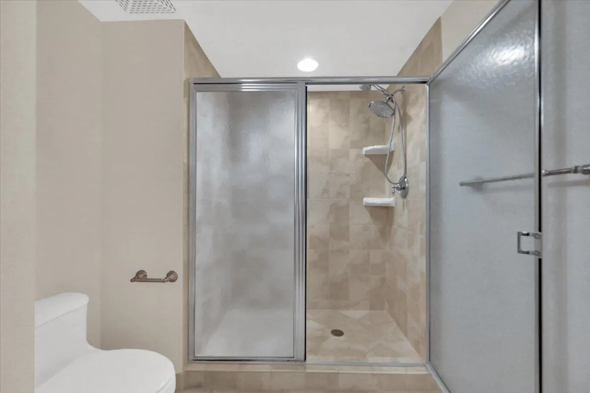 403 S Sapodilla Avenue, #405