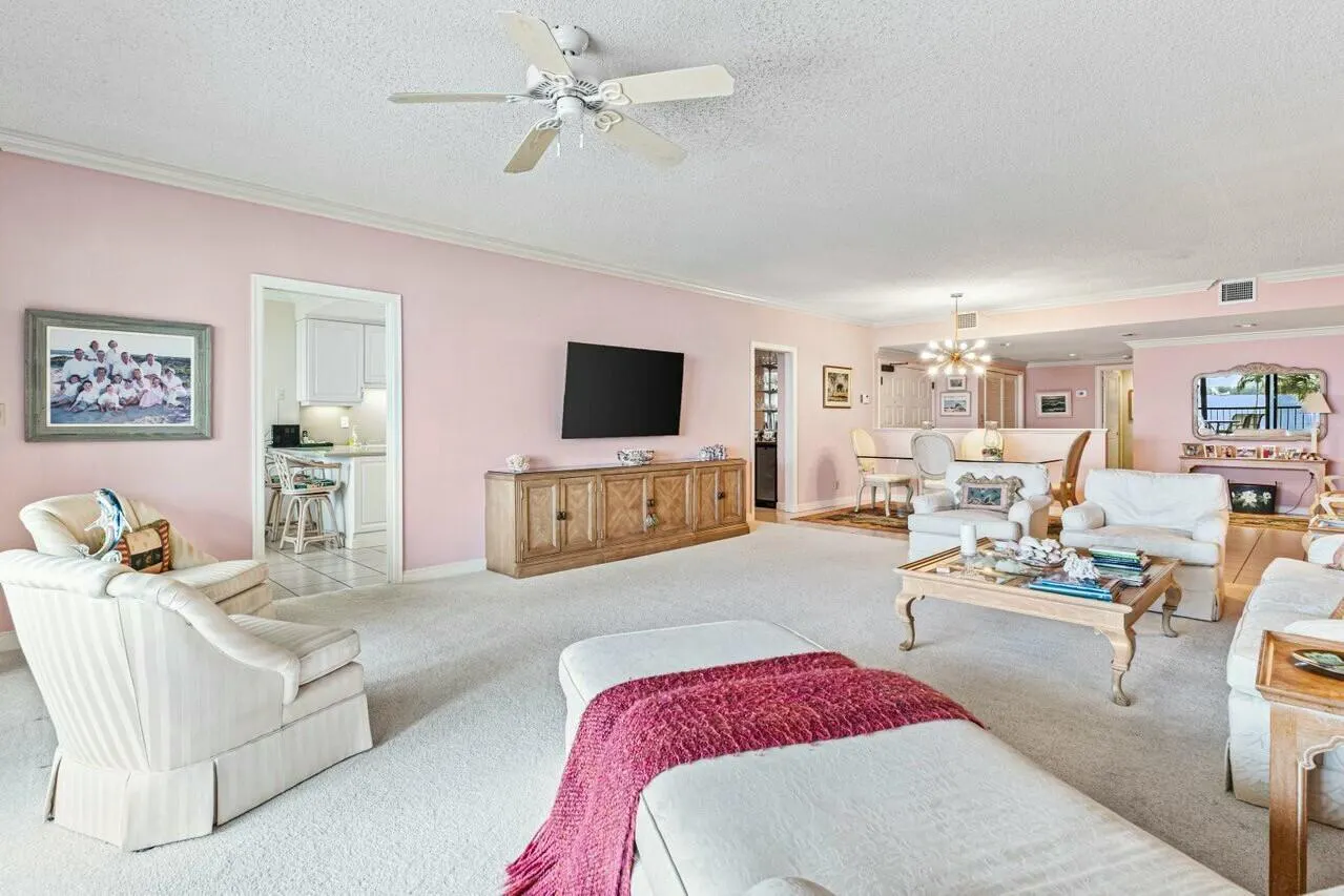 2820 SE Dune Drive, #2305