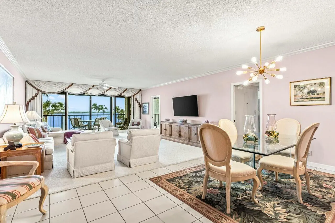 2820 SE Dune Drive, #2305
