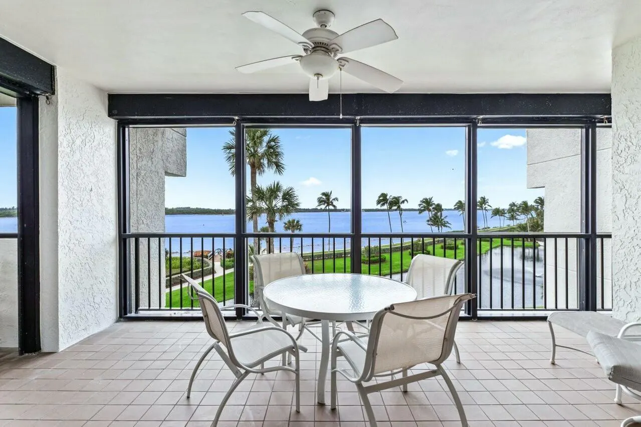 2820 SE Dune Drive, #2305
