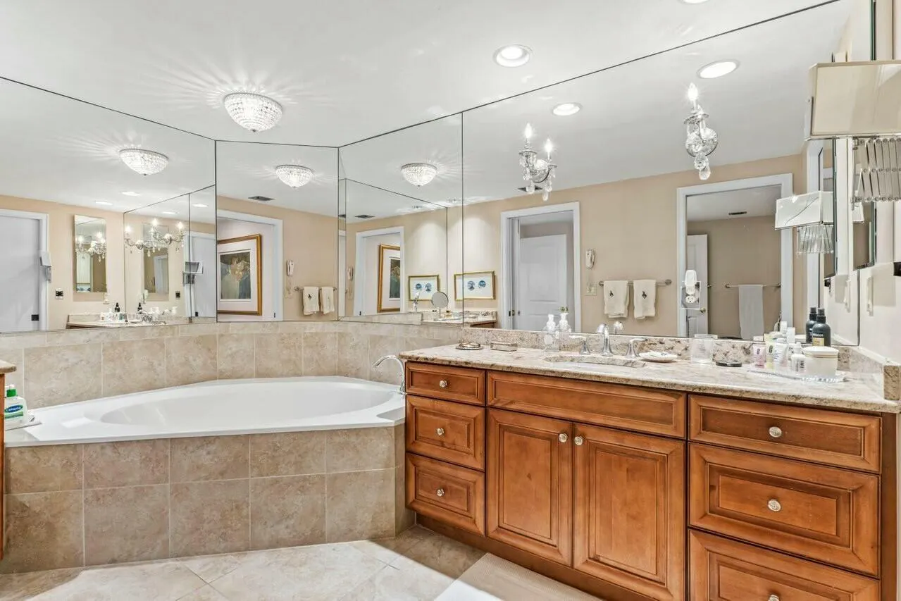 2820 SE Dune Drive, #2305