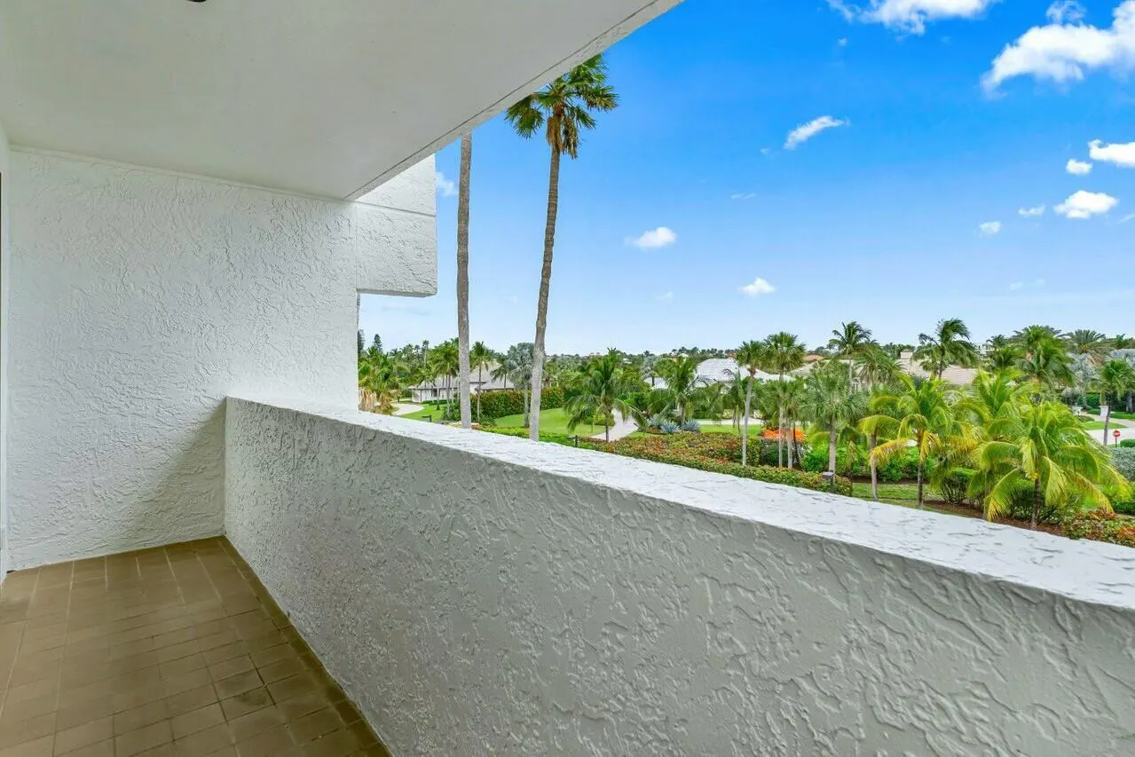 2820 SE Dune Drive, #2305